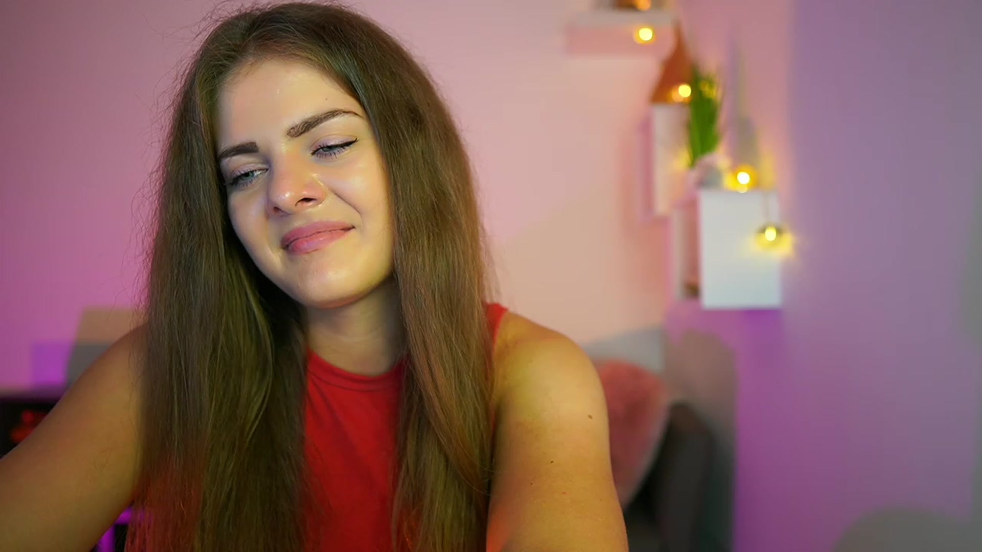 Gallery image thumbnail from Elly_Malkova_'s myfreecams stream on, 07/23/2023, 21:24 image 17 of 20