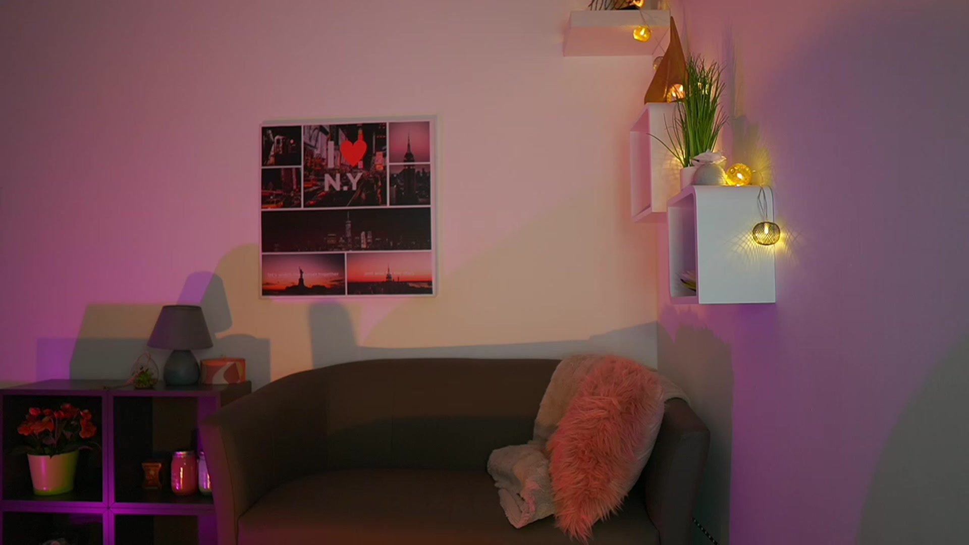 Gallery image thumbnail from Elly_Malkova_'s myfreecams stream on, 07/23/2023, 21:24 image 6 of 20