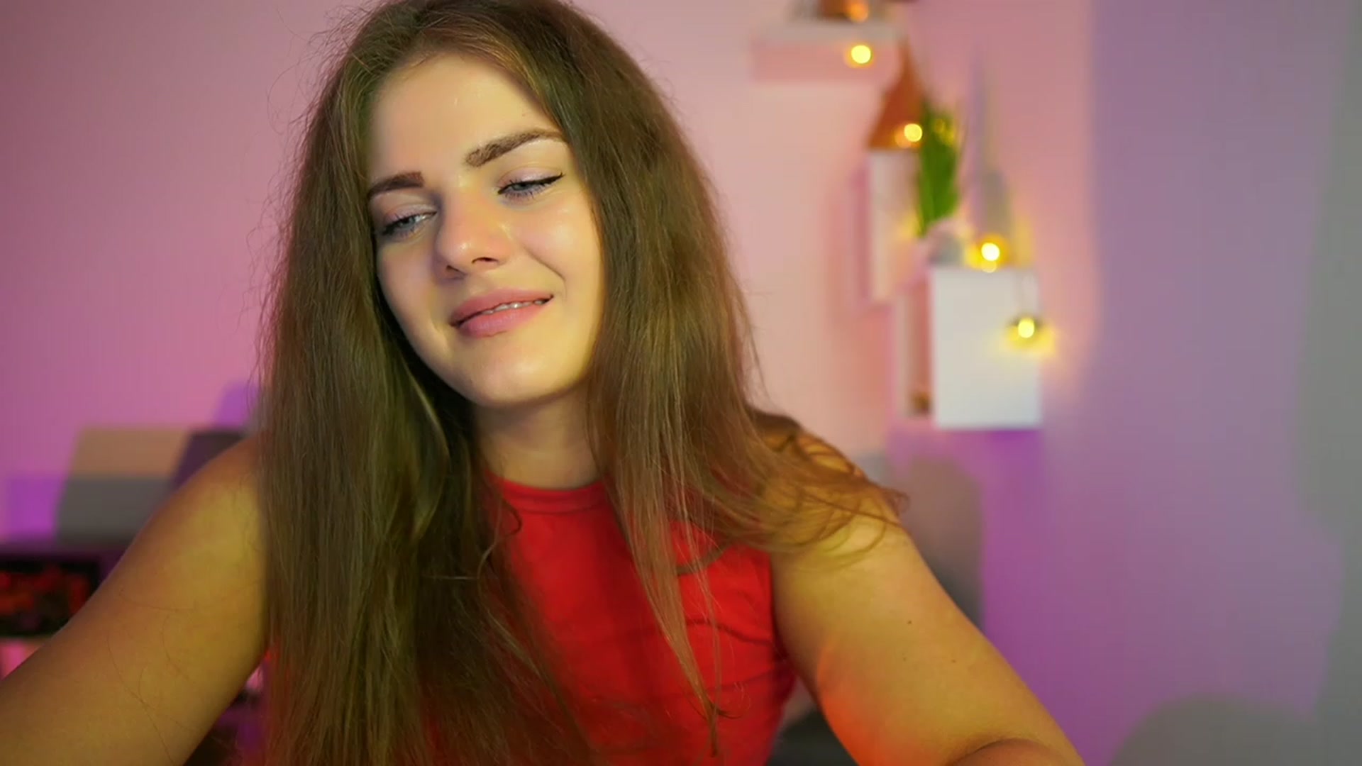 Gallery image thumbnail from Elly_Malkova_'s myfreecams stream on, 07/23/2023, 23:12 image 3 of 20