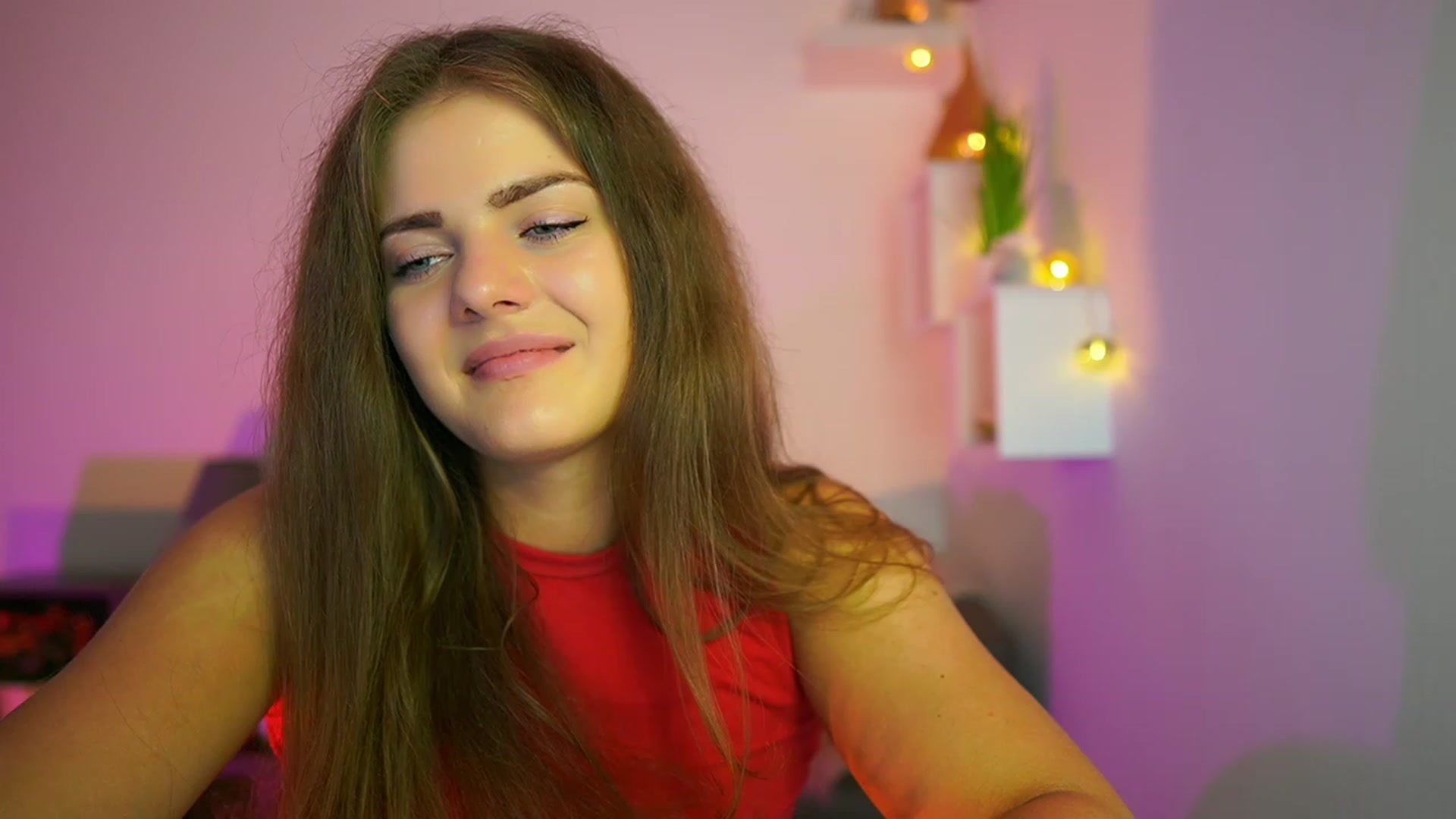 Gallery image thumbnail from Elly_Malkova_'s myfreecams stream on, 07/23/2023, 23:12 image 2 of 20