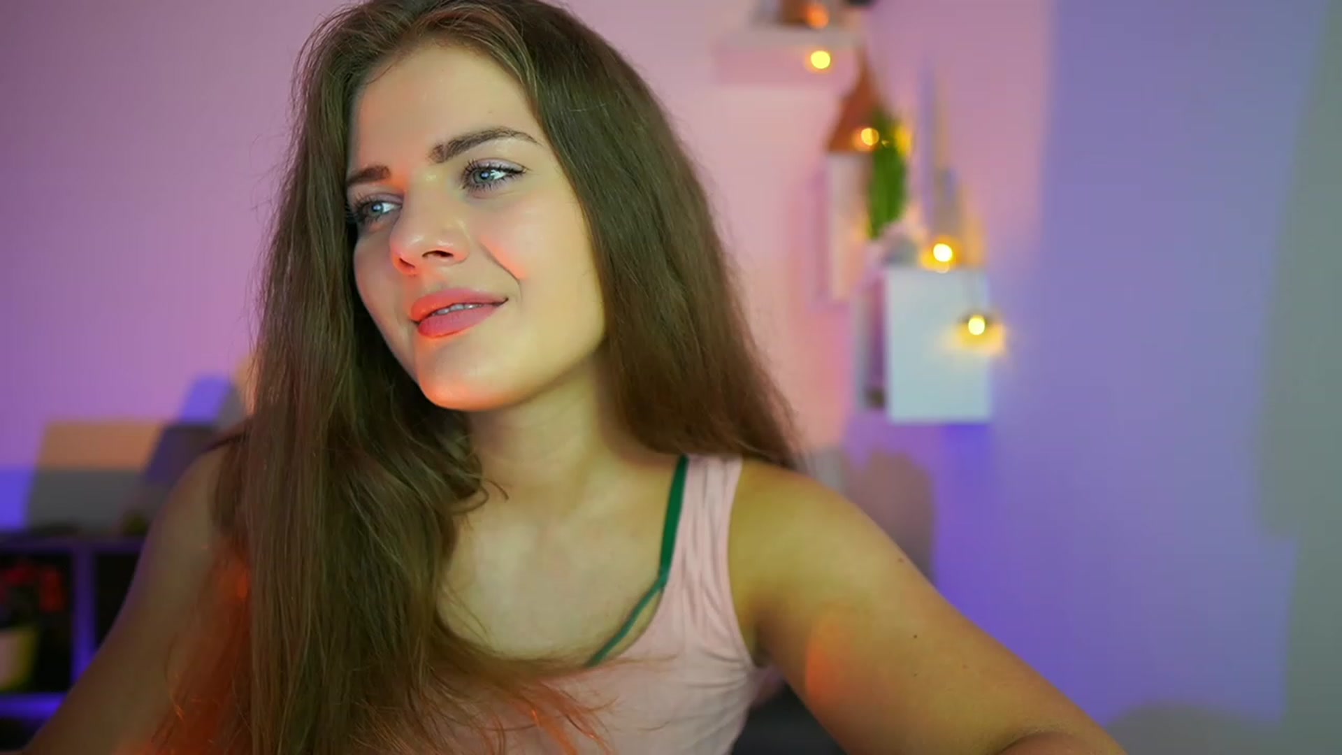 Gallery image thumbnail from Elly_Malkova_'s myfreecams stream on, 07/24/2023, 14:22 image 12 of 20