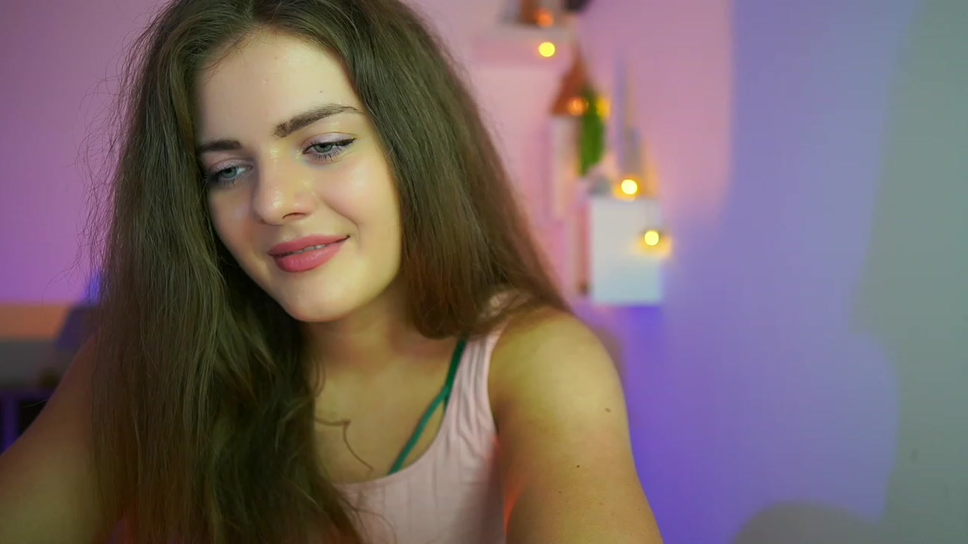 Gallery image thumbnail from Elly_Malkova_'s myfreecams stream on, 07/24/2023, 14:41 image 20 of 20