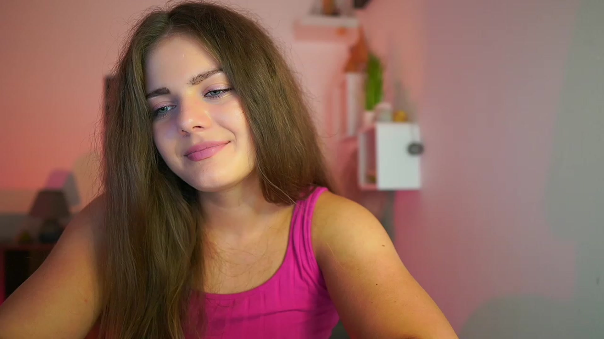Gallery image thumbnail from Elly_Malkova_'s myfreecams stream on, 07/25/2023, 21:57 image 14 of 20