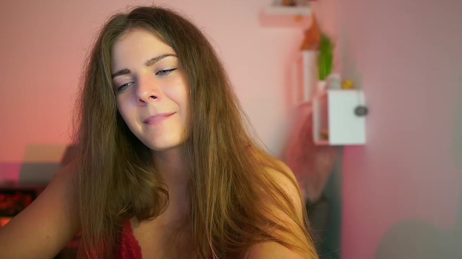 Gallery image thumbnail from Elly_Malkova_'s myfreecams stream on, 07/25/2023, 23:07 image 7 of 20