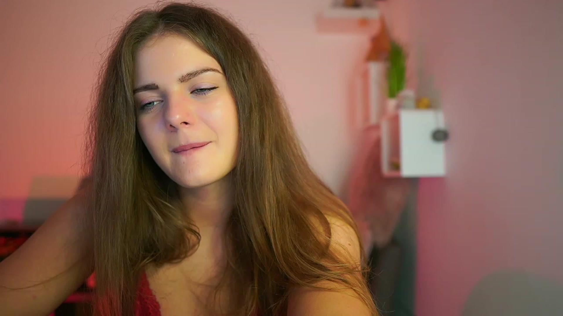 Gallery image thumbnail from Elly_Malkova_'s myfreecams stream on, 07/25/2023, 23:07 image 3 of 20