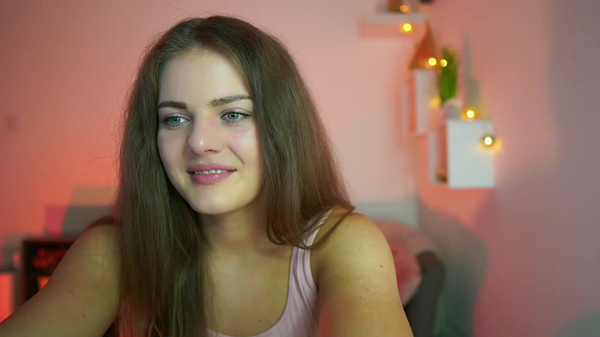 Gallery image thumbnail from Elly_Malkova_'s myfreecams stream on, 07/27/2023, 20:17 image 14 of 20