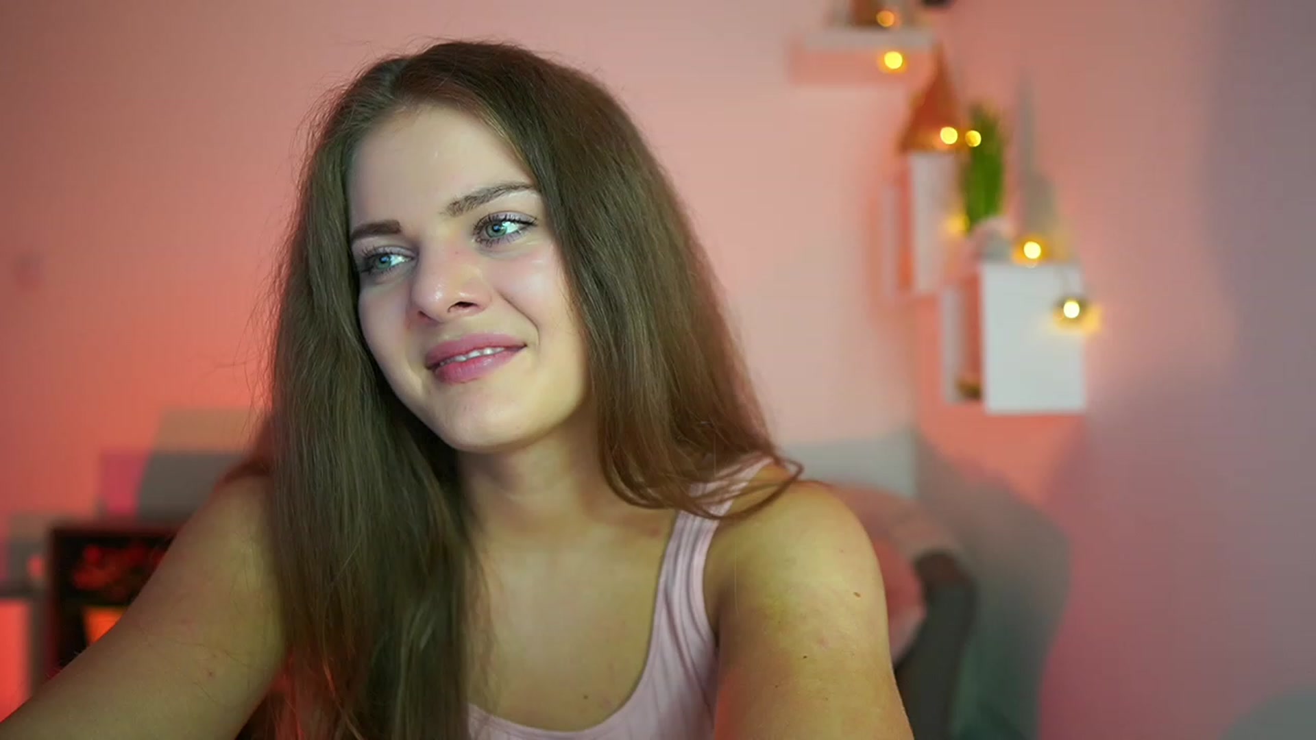 Gallery image thumbnail from Elly_Malkova_'s myfreecams stream on, 07/27/2023, 20:17 image 12 of 20
