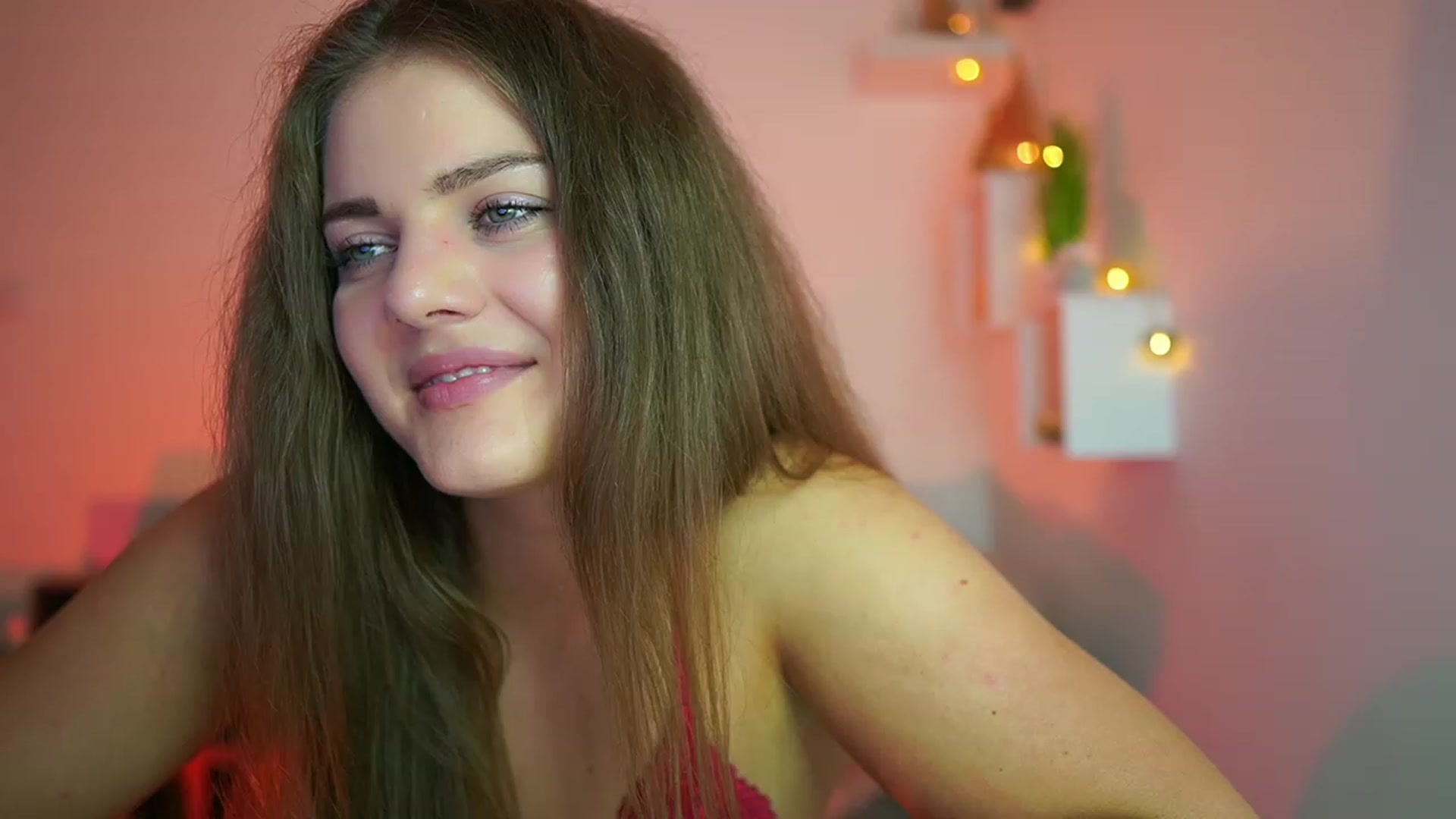 Gallery image thumbnail from Elly_Malkova_'s myfreecams stream on, 07/27/2023, 21:09 image 11 of 20