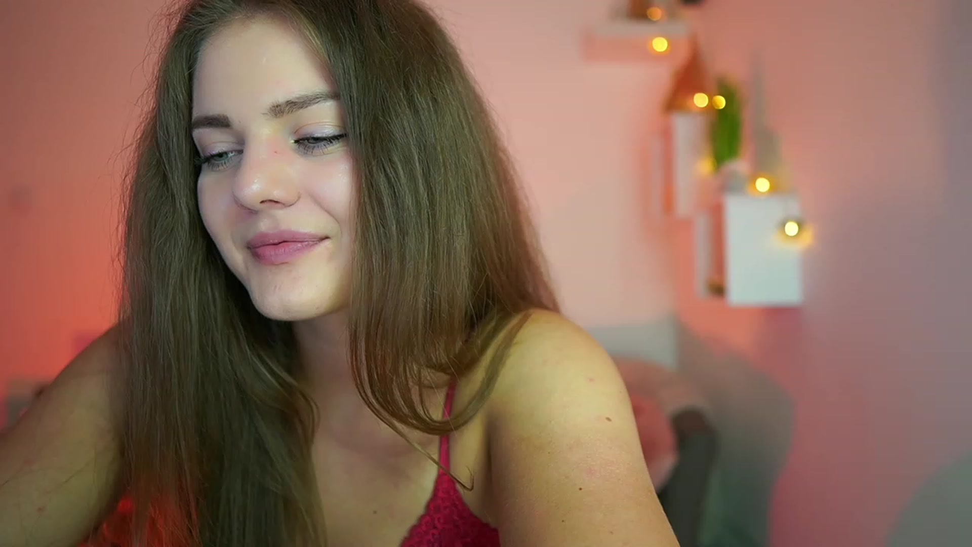 Gallery image thumbnail from Elly_Malkova_'s myfreecams stream on, 07/27/2023, 21:09 image 6 of 20