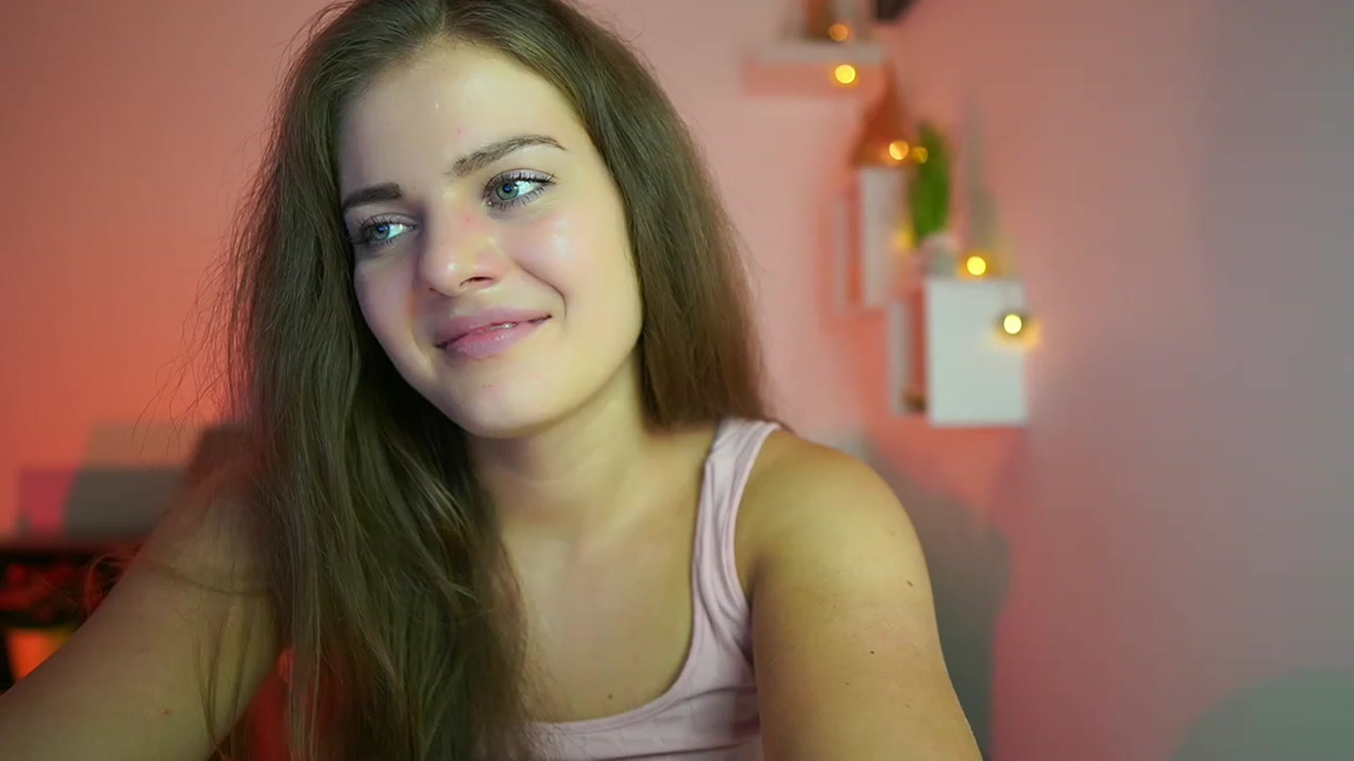 Gallery image thumbnail from Elly_Malkova_'s myfreecams stream on, 07/27/2023, 22:48 image 16 of 20