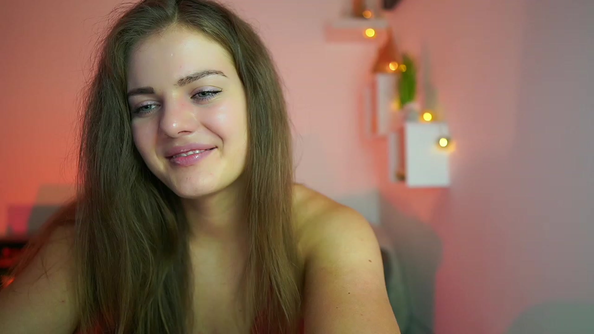 Gallery image thumbnail from Elly_Malkova_'s myfreecams stream on, 07/27/2023, 23:15 image 13 of 20