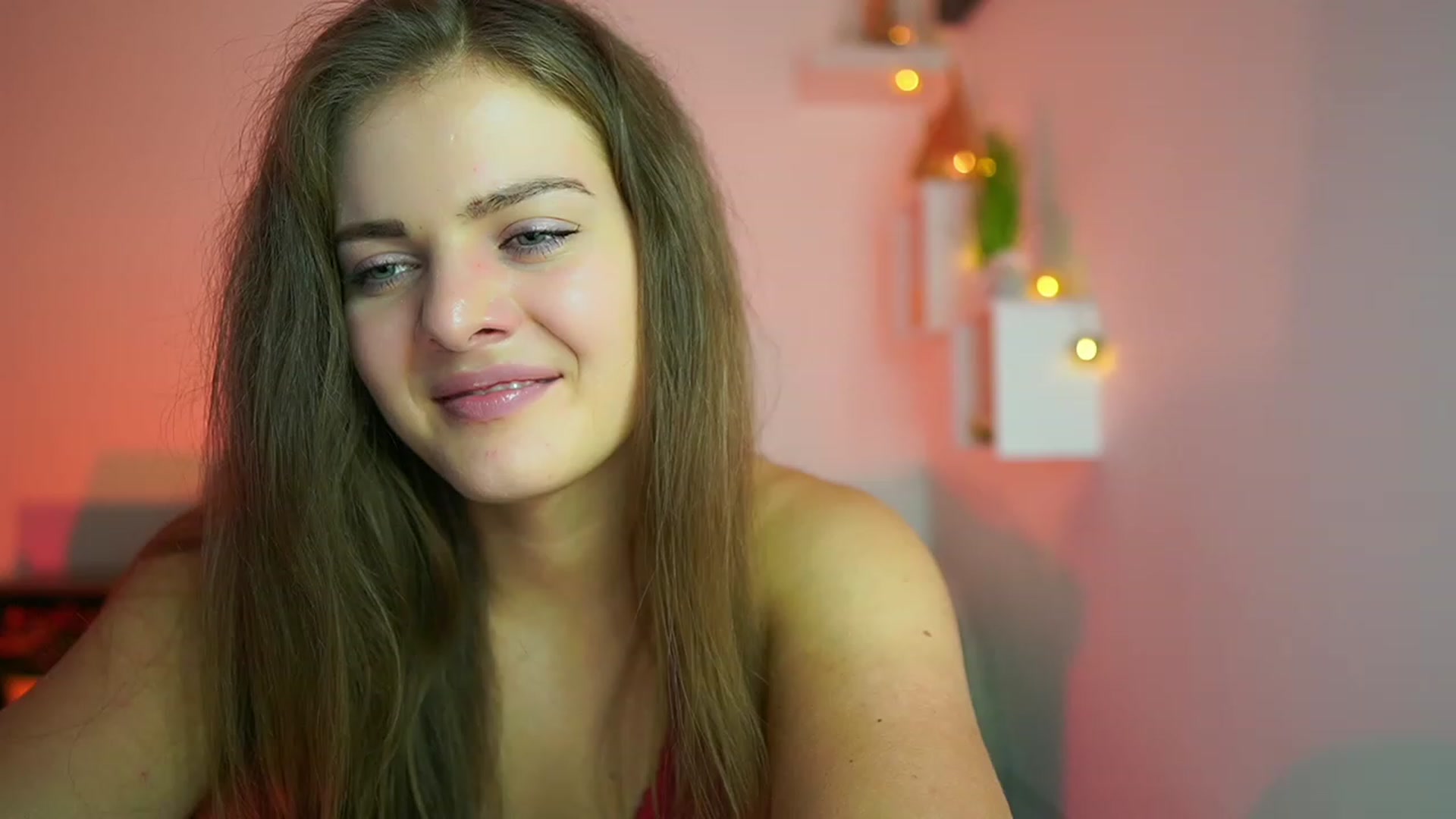 Gallery image thumbnail from Elly_Malkova_'s myfreecams stream on, 07/27/2023, 23:15 image 15 of 20
