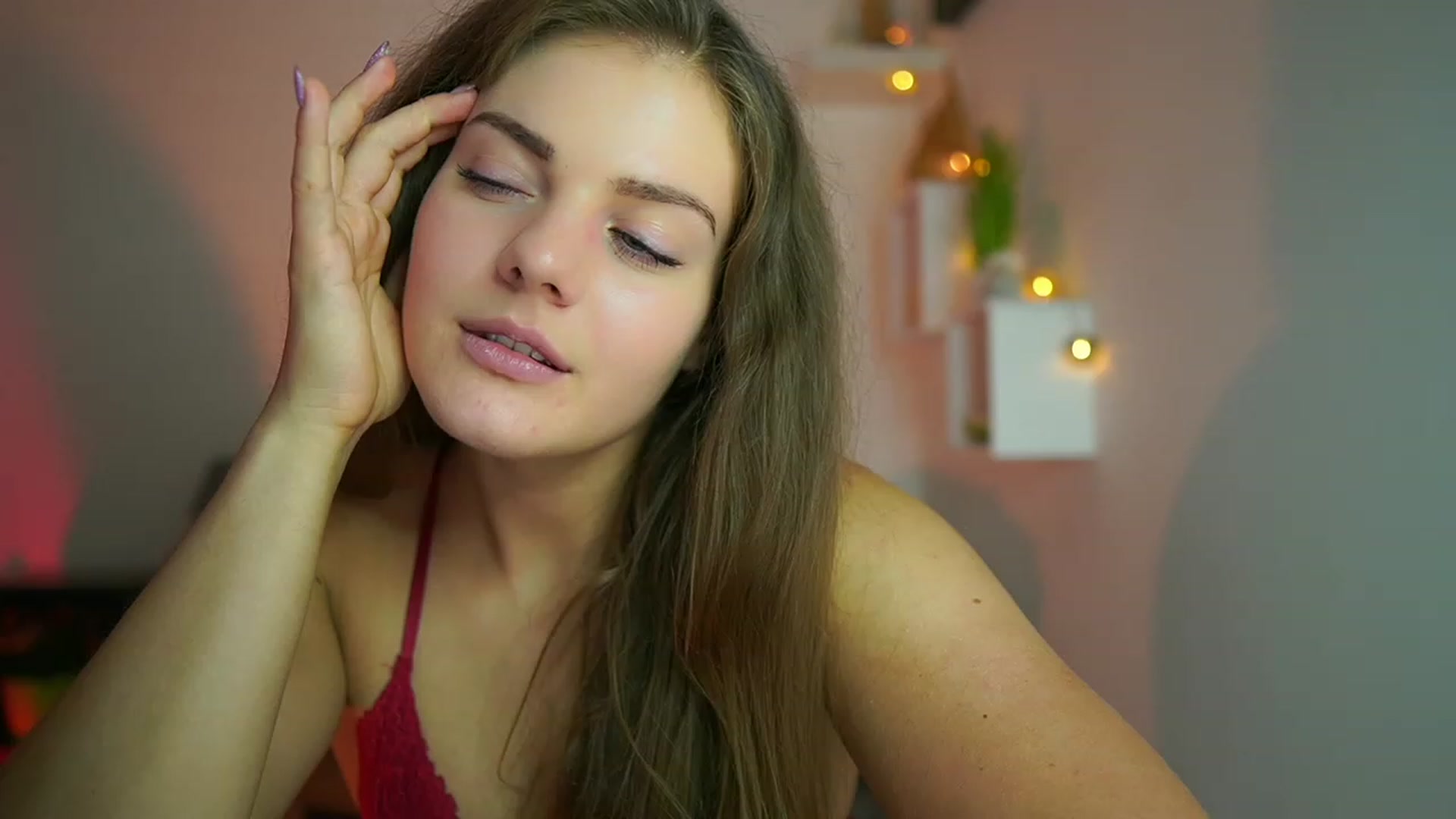 Gallery image thumbnail from Elly_Malkova_'s myfreecams stream on, 07/27/2023, 23:15 image 19 of 20