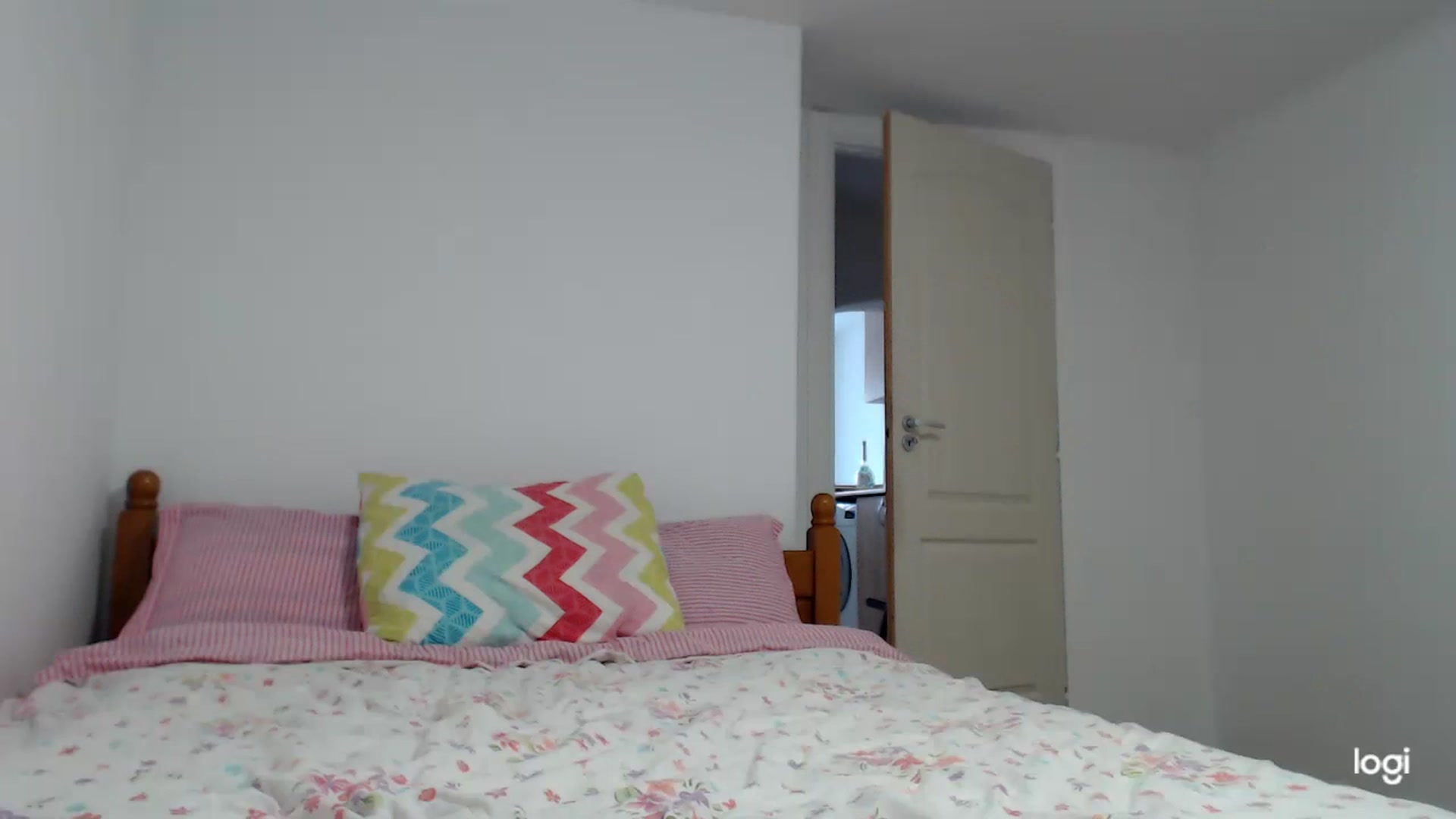 Gallery image thumbnail from EllyaDiamond's myfreecams stream on, 02/29/2024, 13:19 image 2 of 20