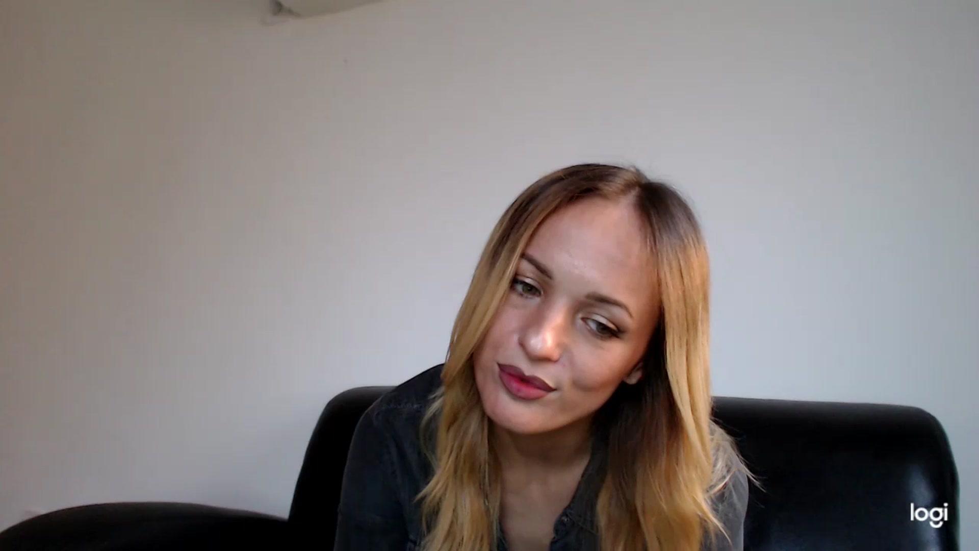Gallery image thumbnail from EllyaDiamond's myfreecams stream on, 05/14/2024, 17:25 image 10 of 20