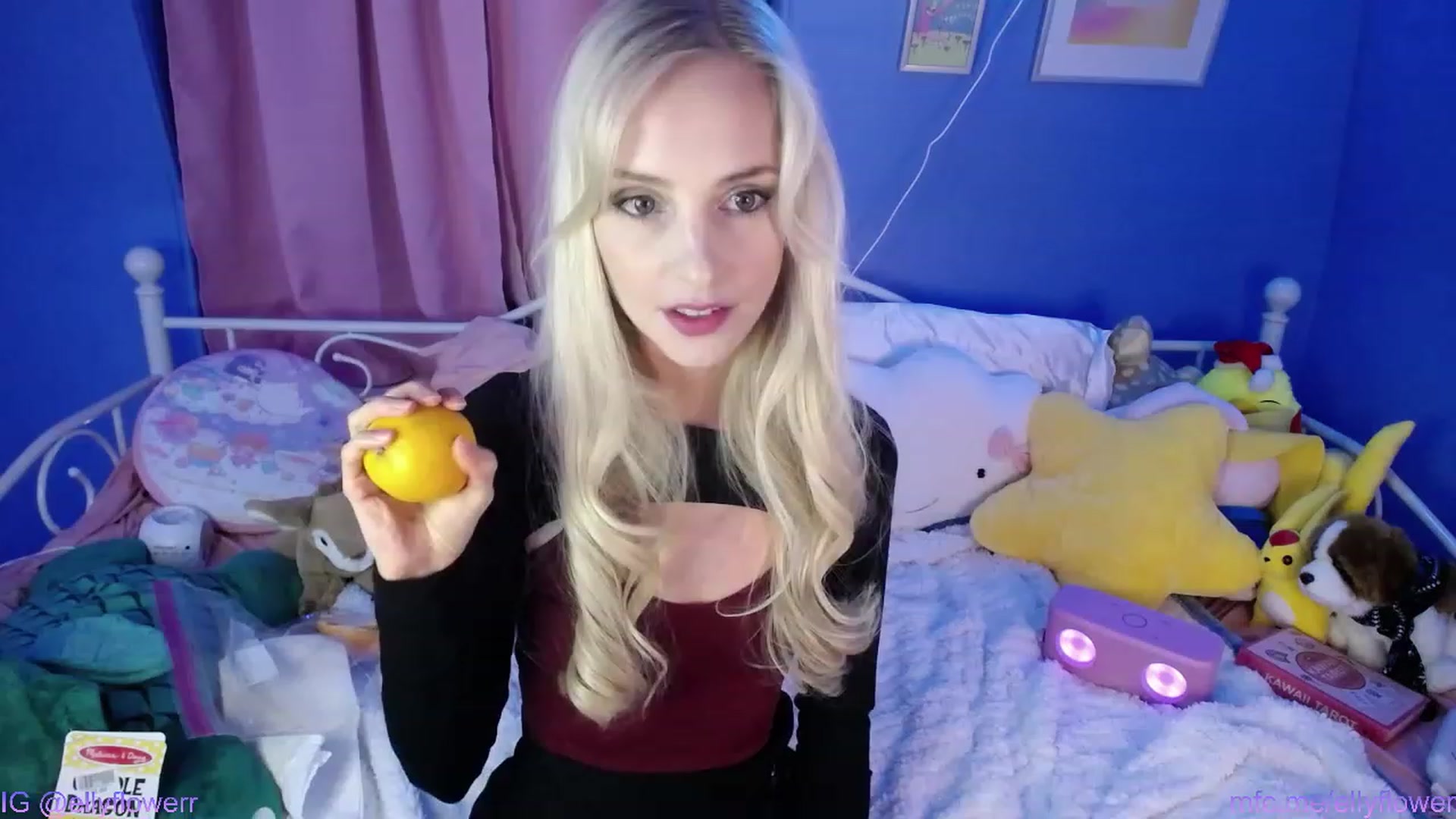 Gallery image thumbnail from Ellyflower's myfreecams stream on, 01/09/2024, 24:24 image 1 of 20