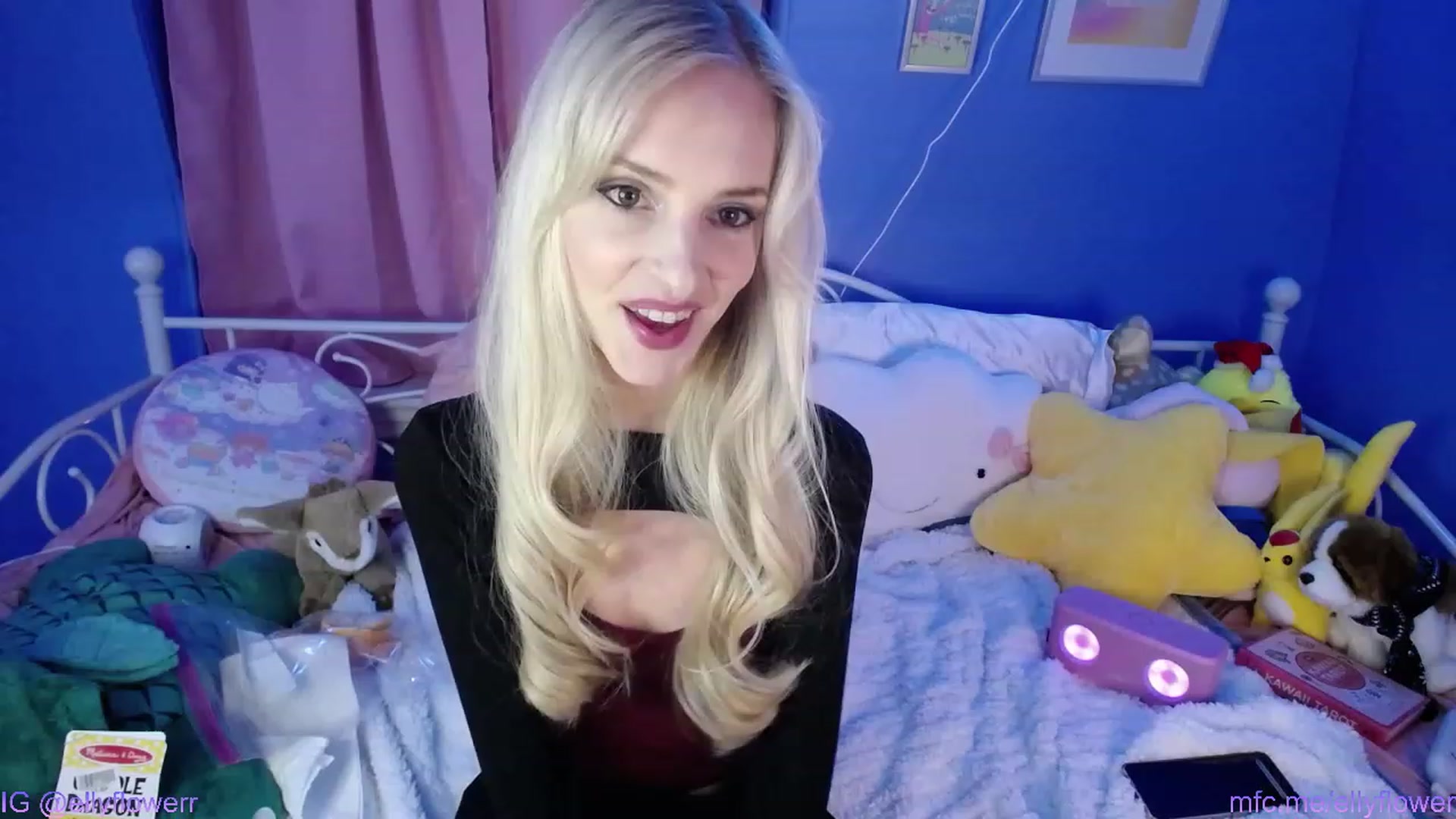 Gallery image thumbnail from Ellyflower's myfreecams stream on, 01/09/2024, 24:24 image 5 of 20