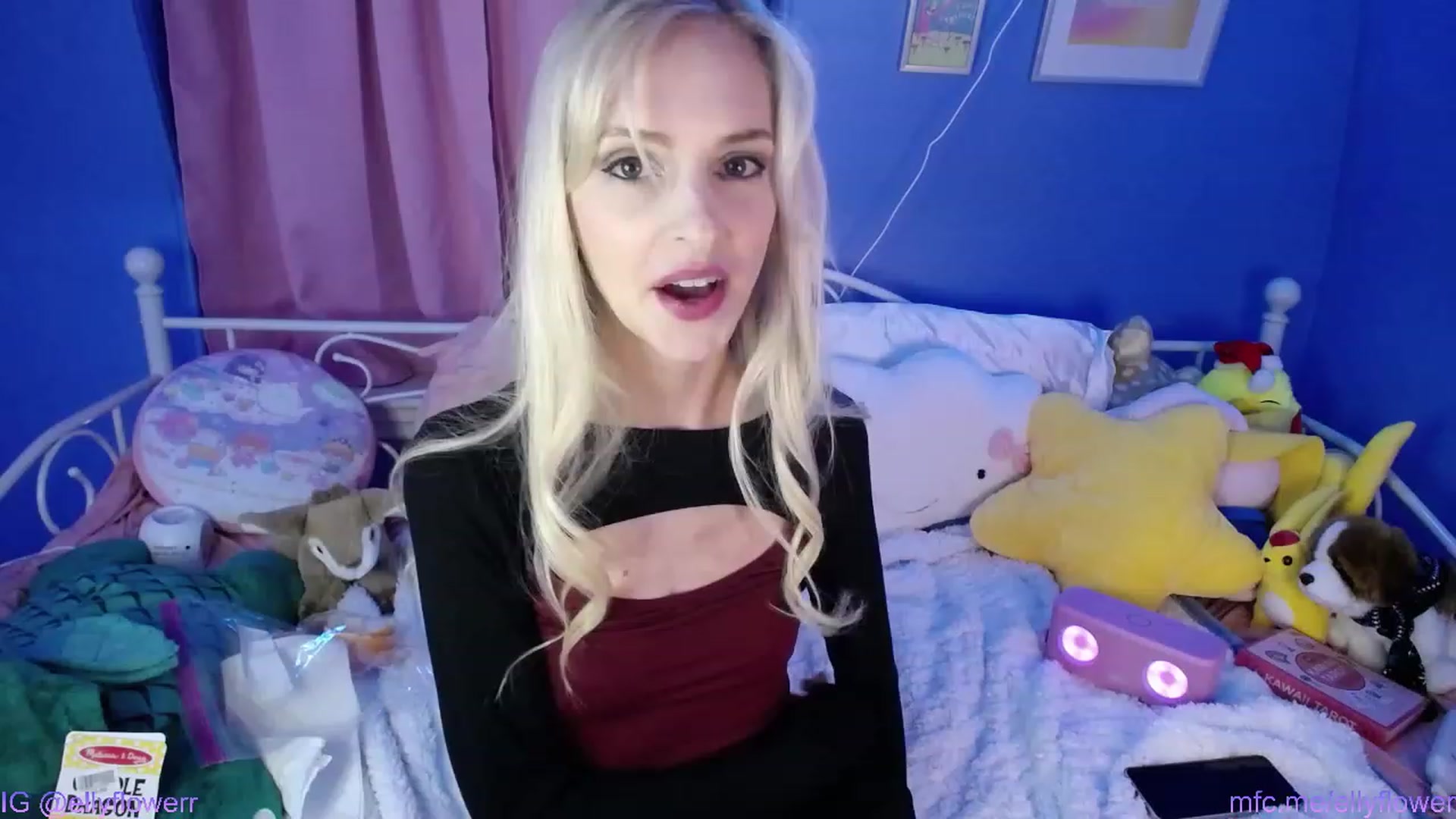 Gallery image thumbnail from Ellyflower's myfreecams stream on, 01/09/2024, 24:24 image 10 of 20