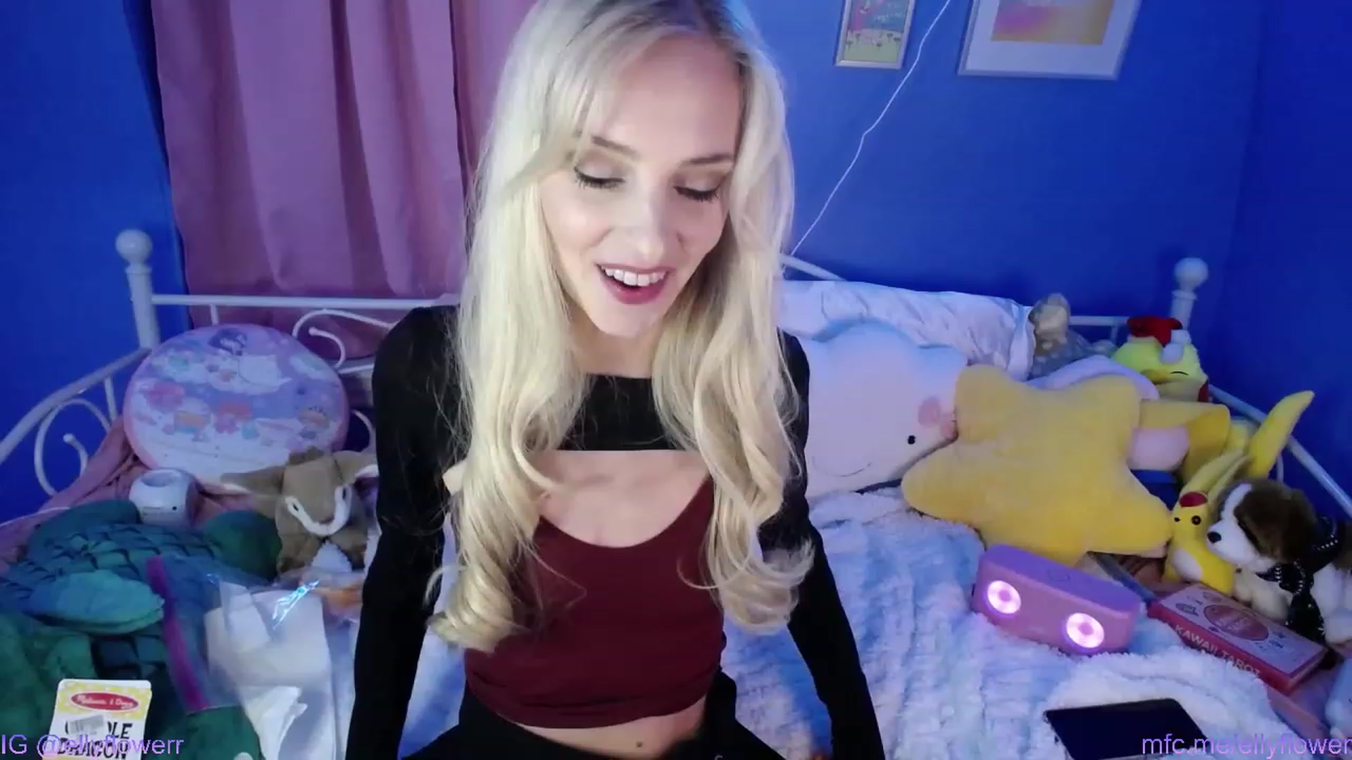 Gallery image thumbnail from Ellyflower's myfreecams stream on, 01/09/2024, 24:24 image 7 of 20