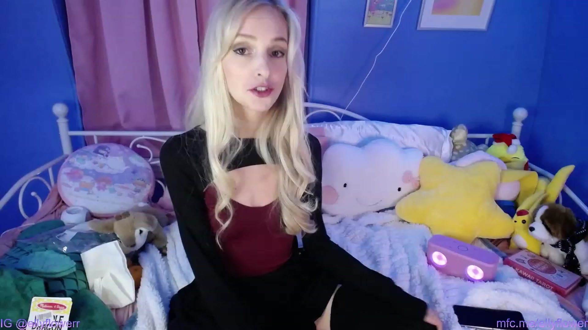 Gallery image thumbnail from Ellyflower's myfreecams stream on, 01/09/2024, 01:12 image 11 of 20