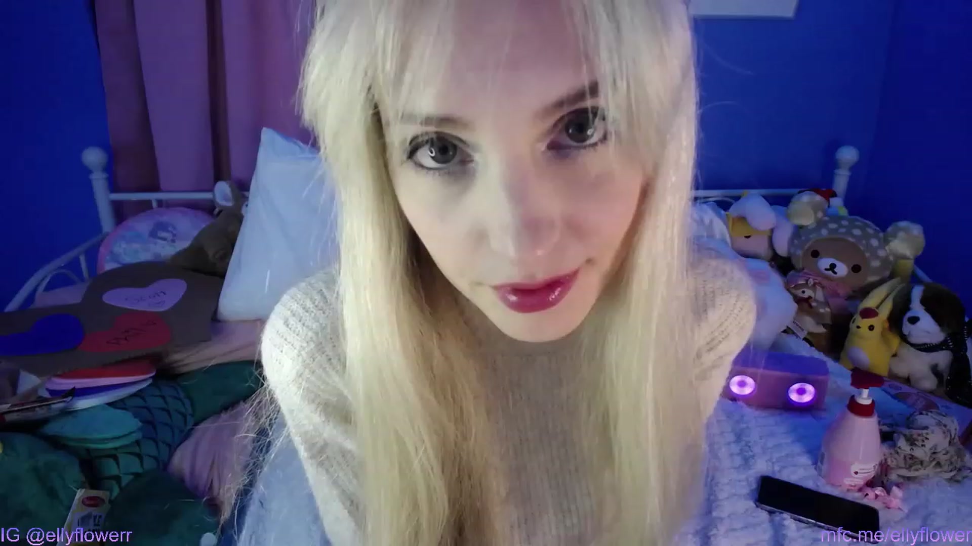 Gallery image thumbnail from Ellyflower's myfreecams stream on, 02/03/2024, 03:07 image 10 of 20