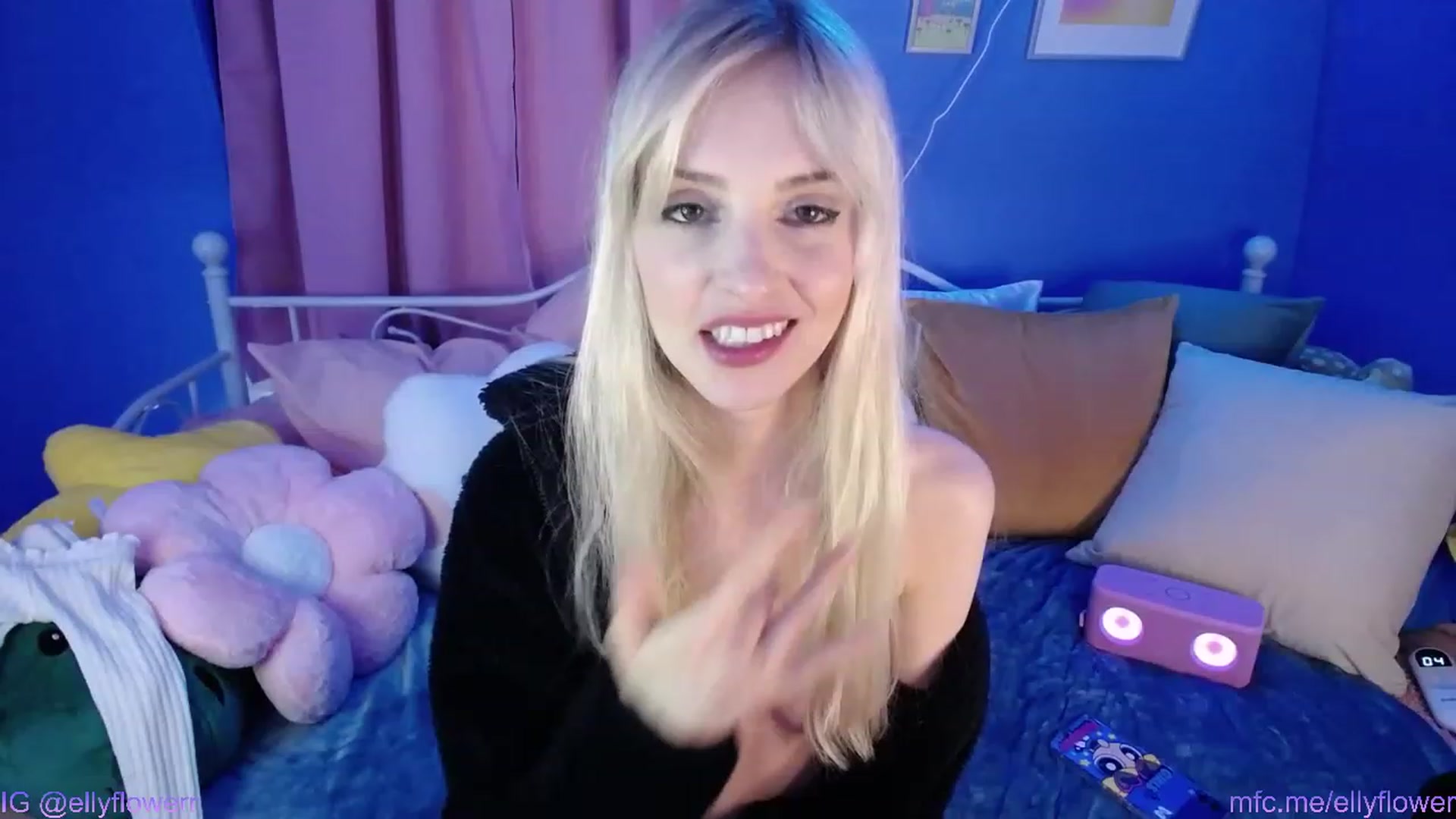 Gallery image thumbnail from Ellyflower's myfreecams stream on, 03/04/2024, 03:35 image 20 of 20