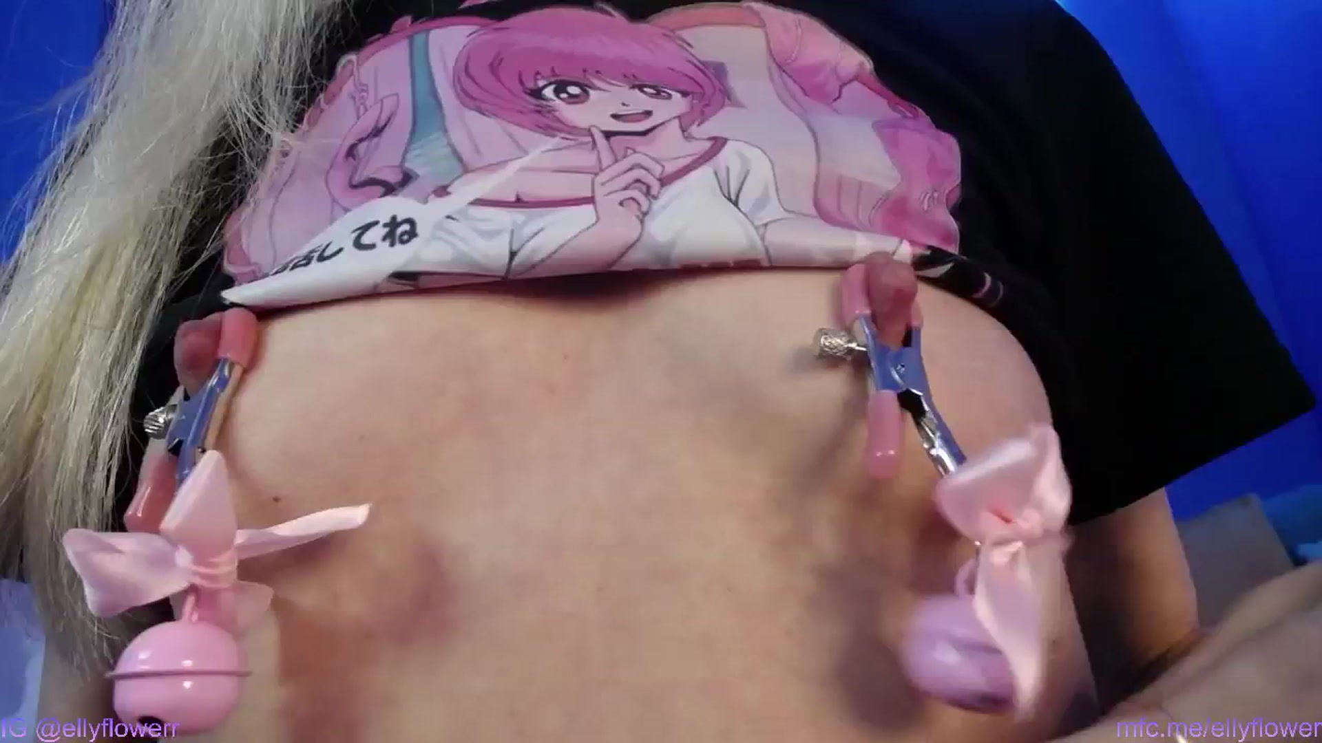 Gallery image thumbnail from Ellyflower's myfreecams stream on, 03/08/2024, 03:03 image 18 of 20