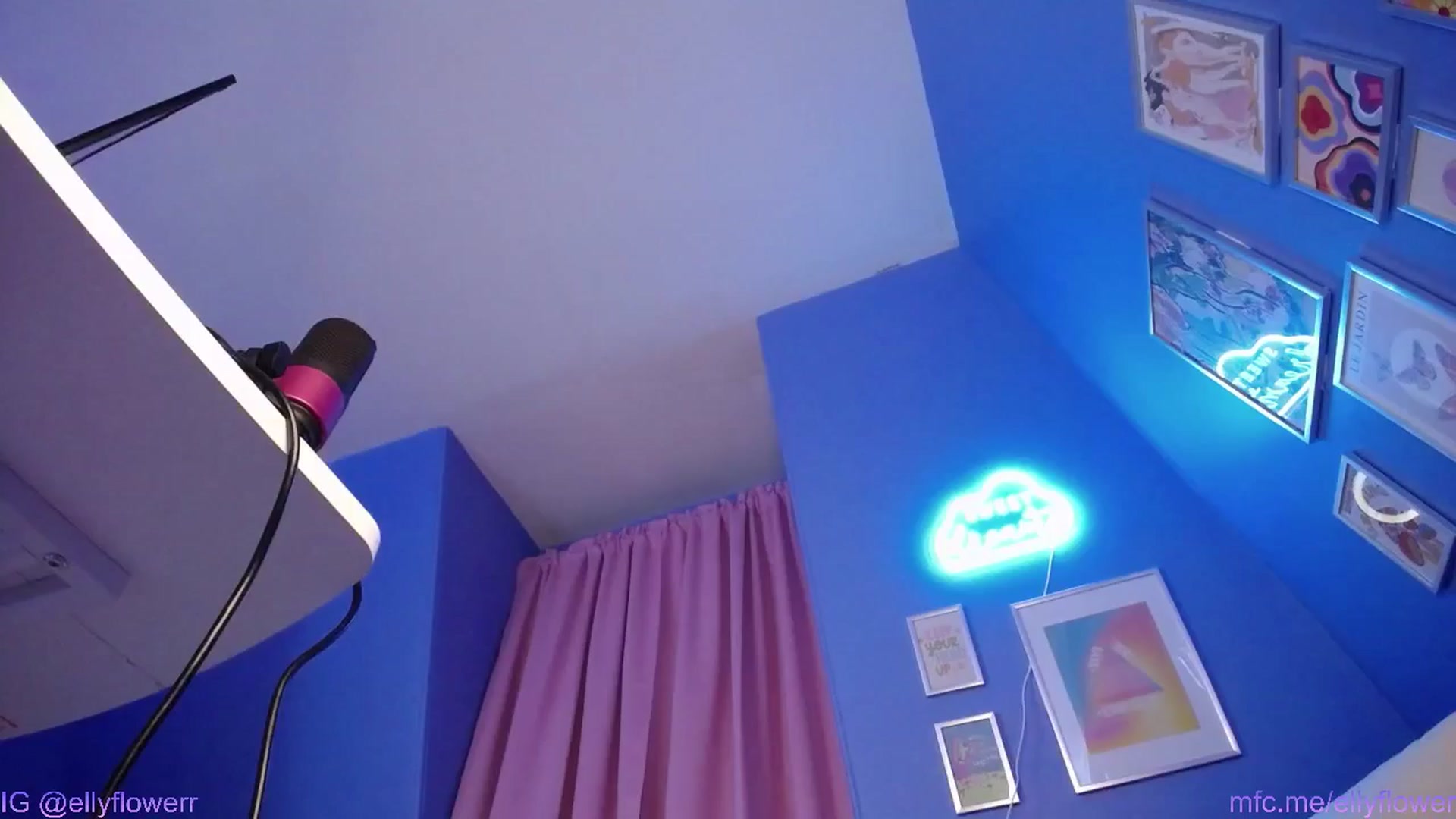 Gallery image thumbnail from Ellyflower's myfreecams stream on, 05/18/2024, 03:41 image 1 of 20