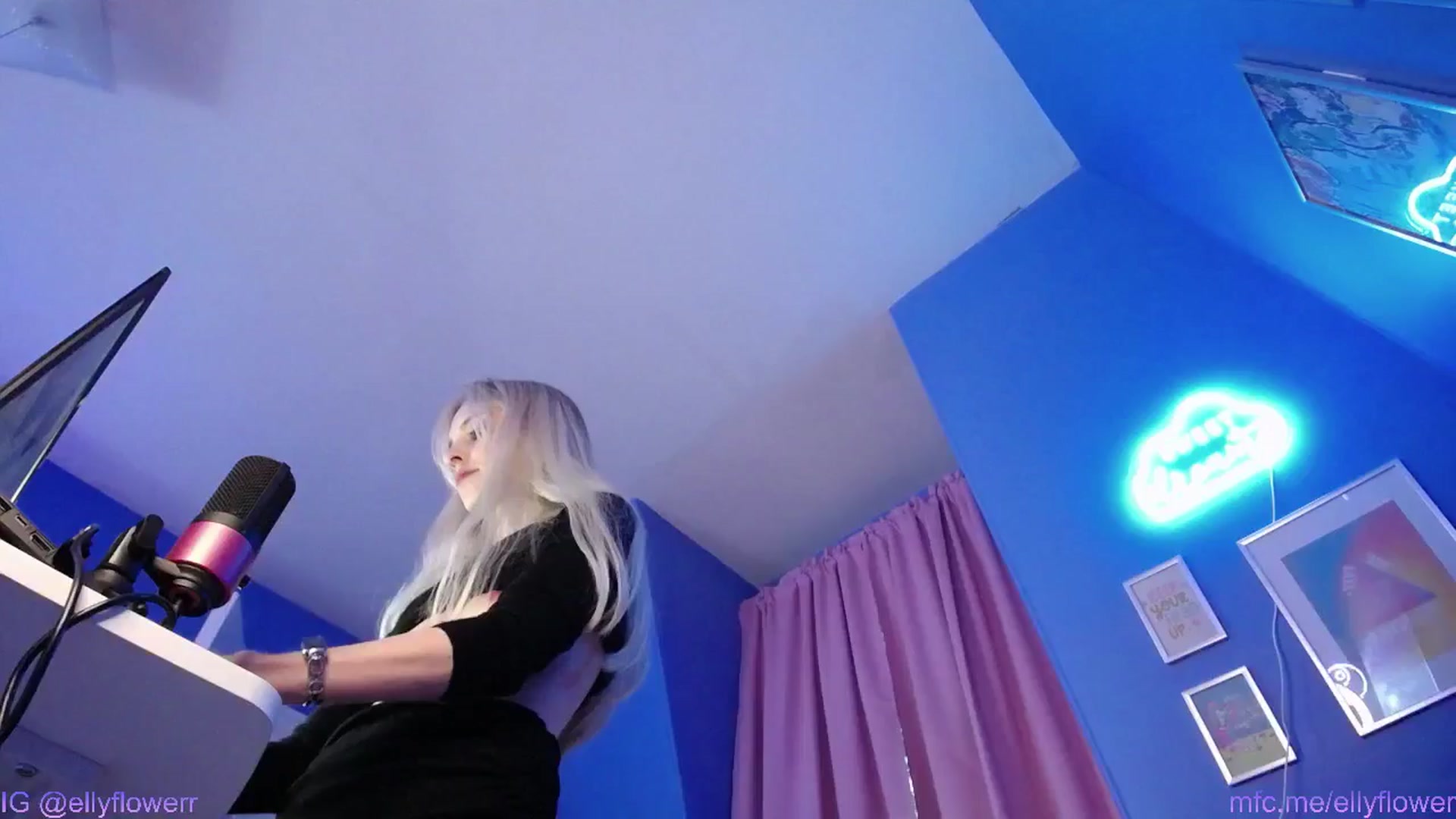 Gallery image thumbnail from Ellyflower's myfreecams stream on, 05/31/2024, 24:58 image 8 of 20