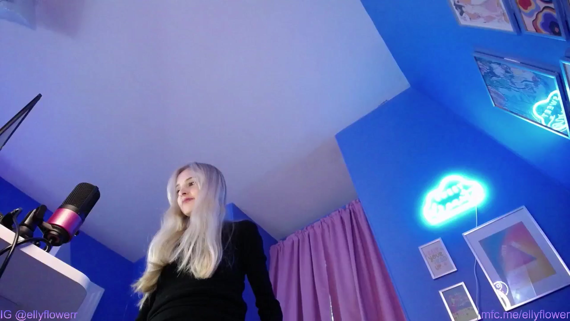 Gallery image thumbnail from Ellyflower's myfreecams stream on, 05/31/2024, 24:58 image 2 of 20