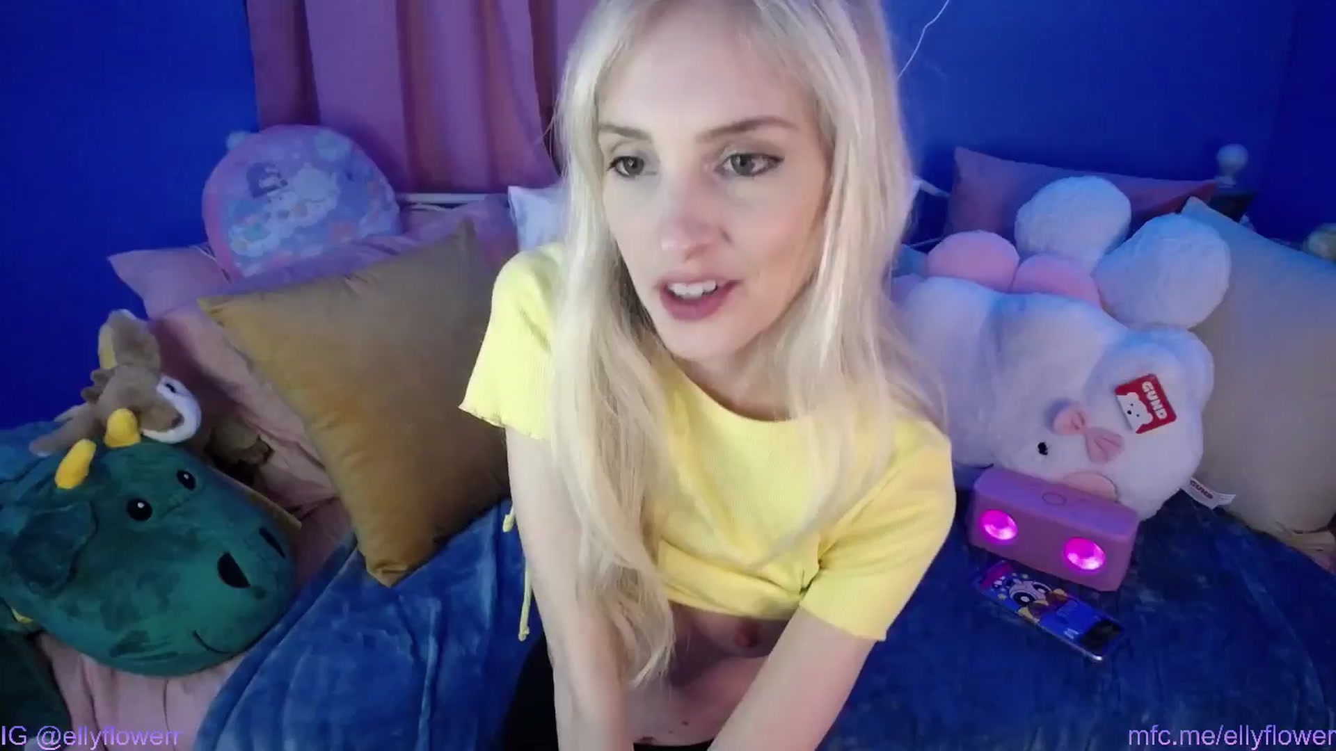 Gallery image thumbnail from Ellyflower's myfreecams stream on, 06/24/2024, 24:00 image 13 of 20