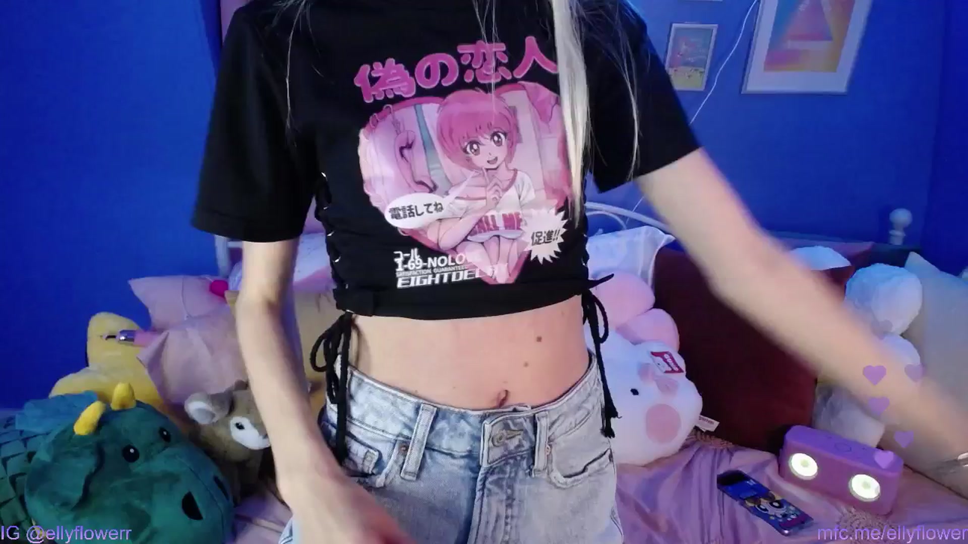 Gallery image thumbnail from Ellyflower's myfreecams stream on, 07/22/2024, 01:06 image 14 of 20