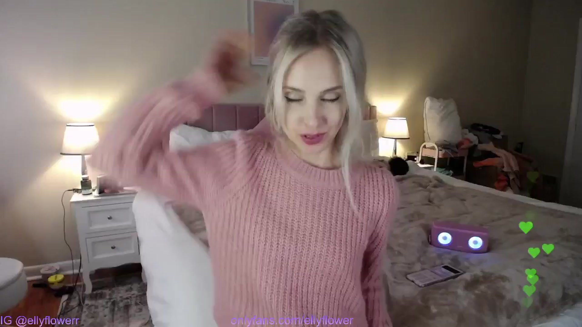 Gallery image thumbnail from Ellyflower's myfreecams stream on, 02/16/2025, 01:53 image 15 of 20