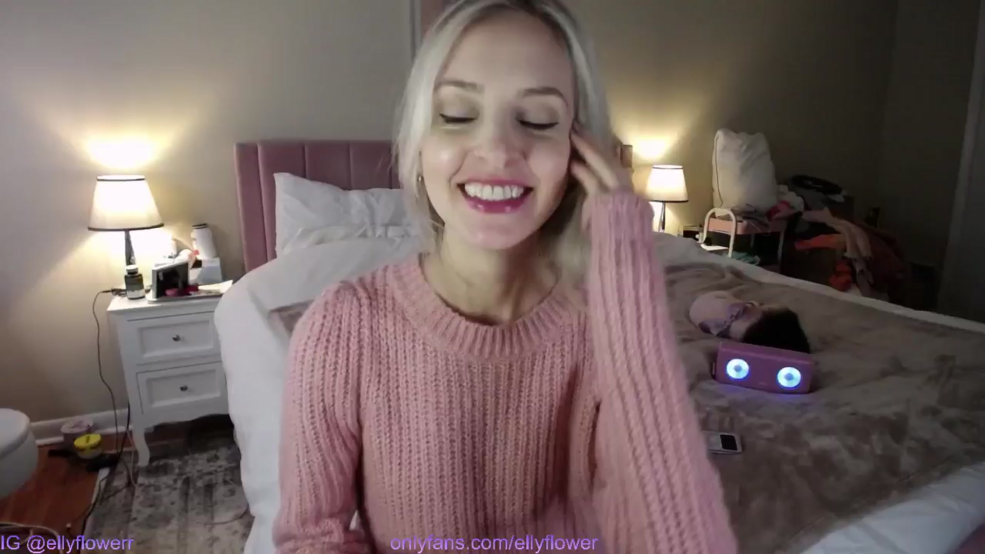 Gallery image thumbnail from Ellyflower's myfreecams stream on, 02/16/2025, 01:53 image 1 of 20