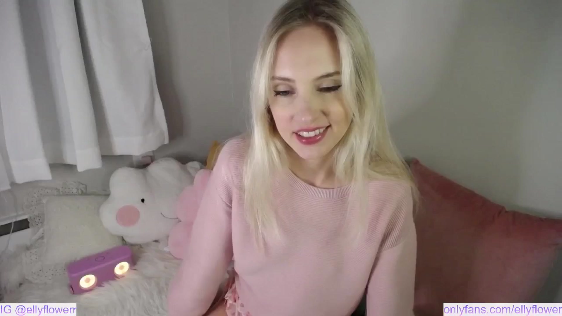 Gallery image thumbnail from Ellyflower's myfreecams stream on, 03/06/2025, 02:46 image 2 of 20