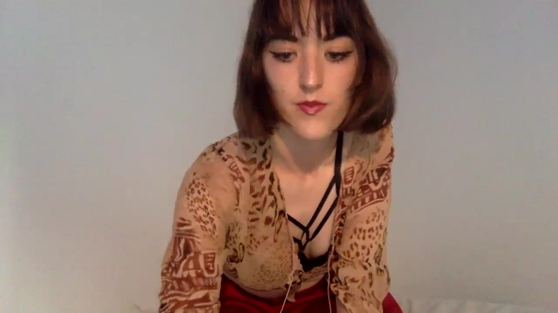 Gallery image thumbnail from Eloise_2001's myfreecams stream on, 08/21/2023, 19:52 image 10 of 20