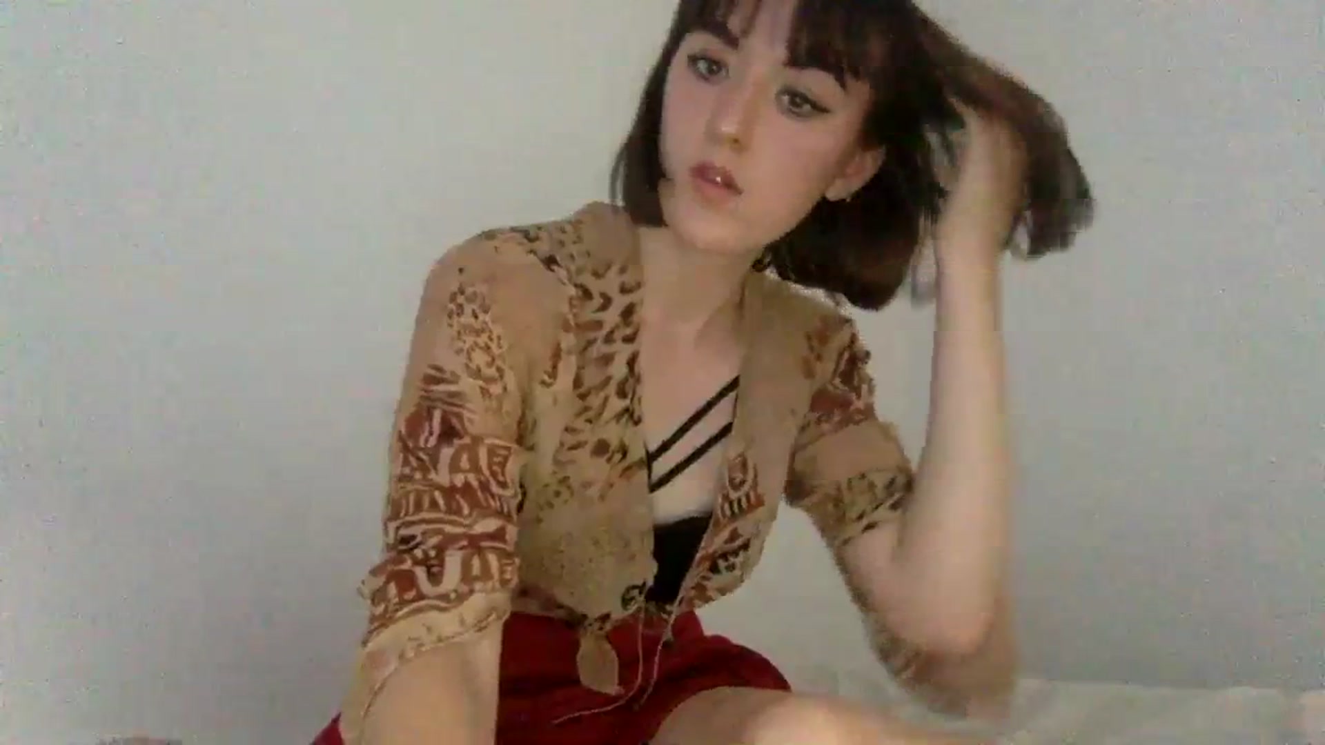 Gallery image thumbnail from Eloise_2001's myfreecams stream on, 08/21/2023, 21:10 image 10 of 20