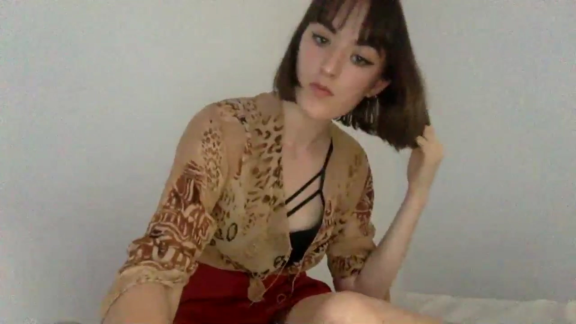 Gallery image thumbnail from Eloise_2001's myfreecams stream on, 08/21/2023, 21:10 image 8 of 20