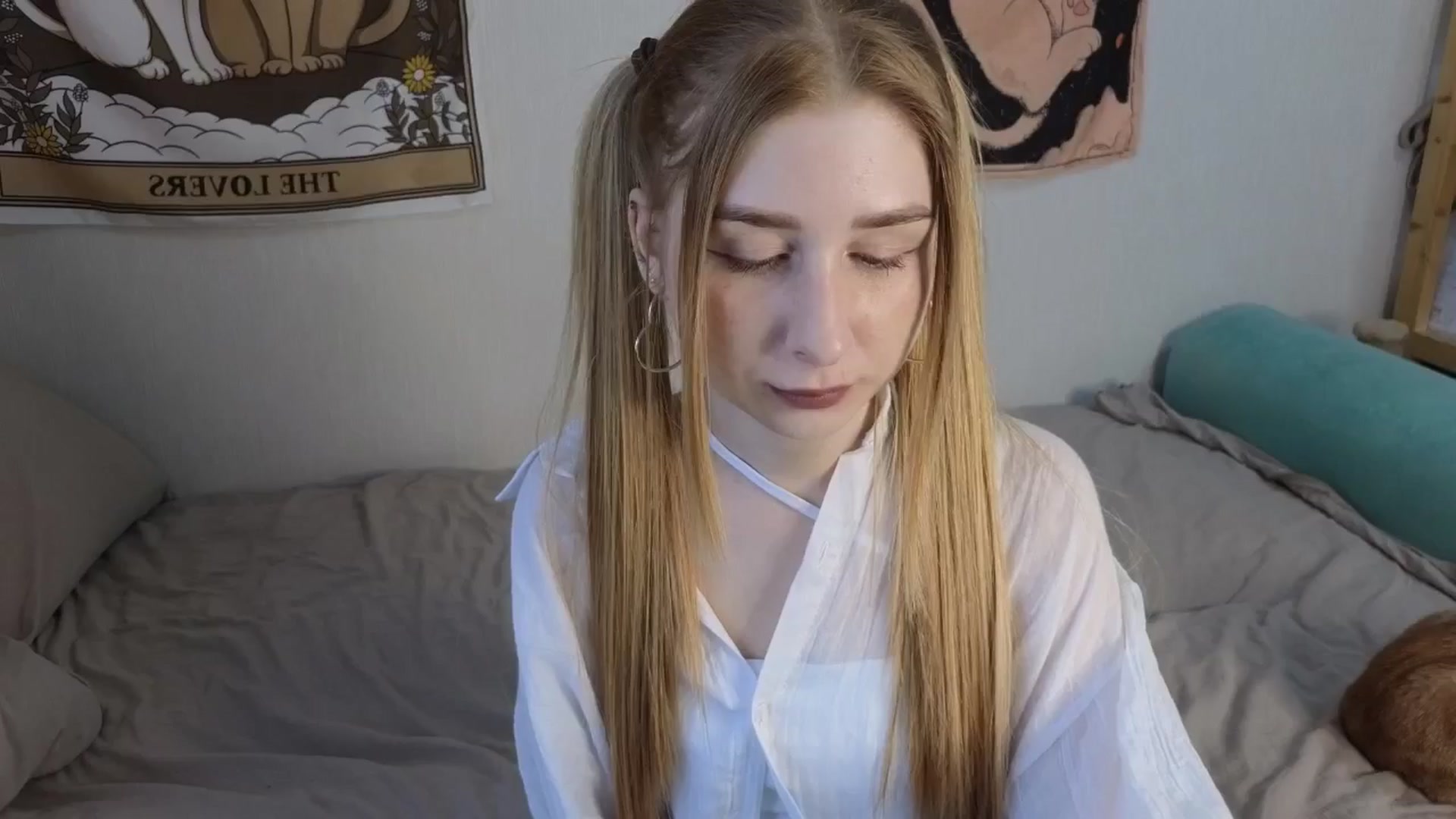 Gallery image thumbnail from ElonaGinger's myfreecams stream on, 01/28/2026, 12:47 image 14 of 20