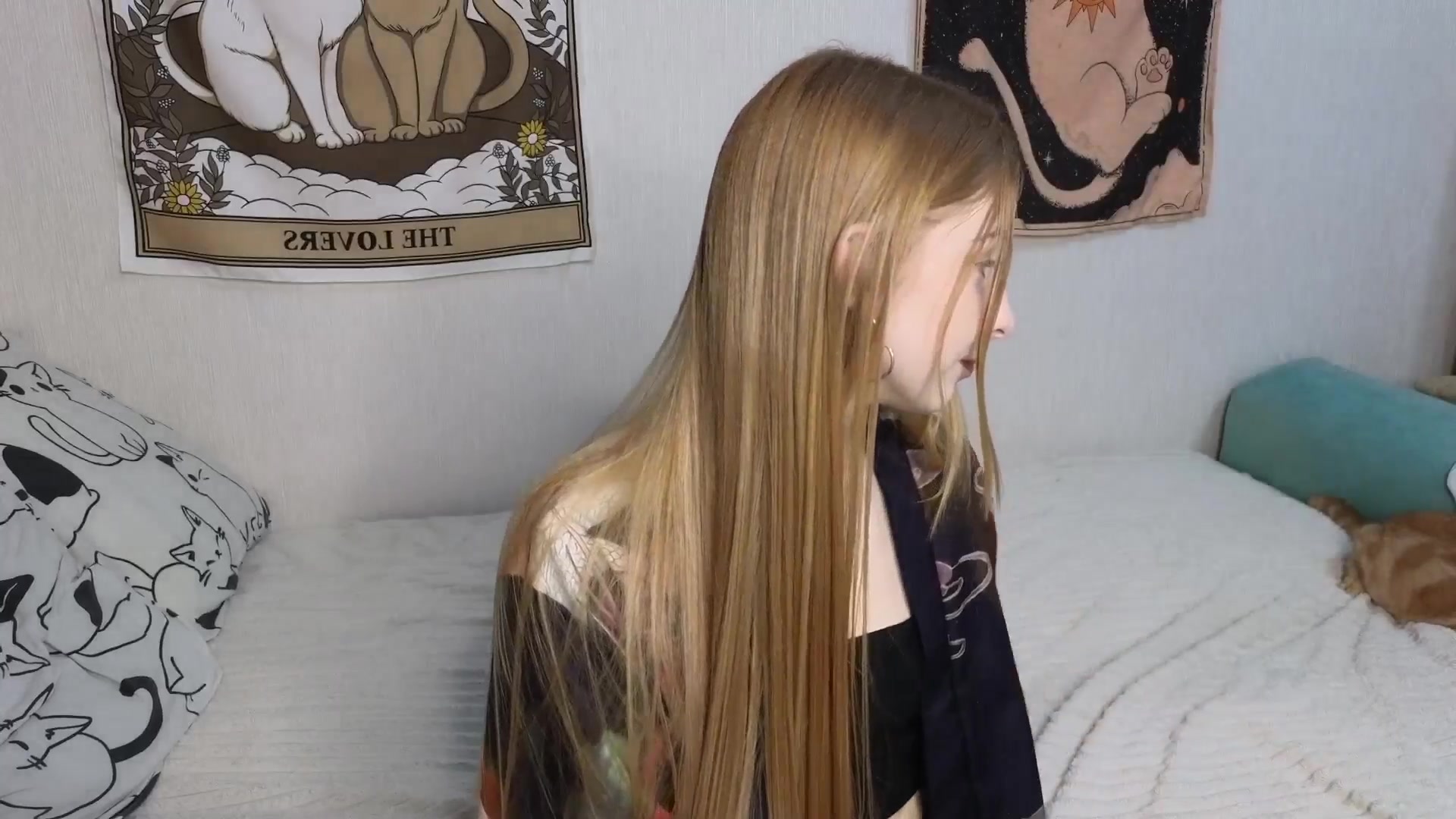 Gallery image thumbnail from ElonaGinger's myfreecams stream on, 02/19/2026, 16:54 image 17 of 20