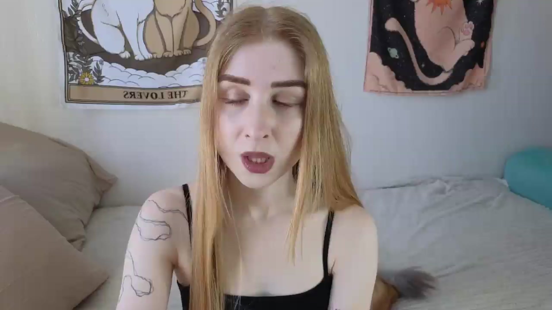 Gallery image thumbnail from ElonaGinger's myfreecams stream on, 05/20/2026, 12:27 image 4 of 20
