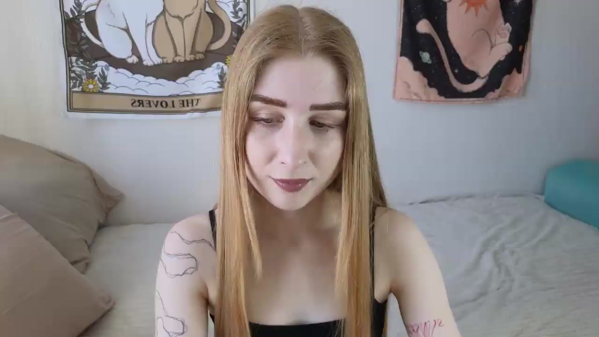 Gallery image thumbnail from ElonaGinger's myfreecams stream on, 05/20/2026, 12:27 image 6 of 20