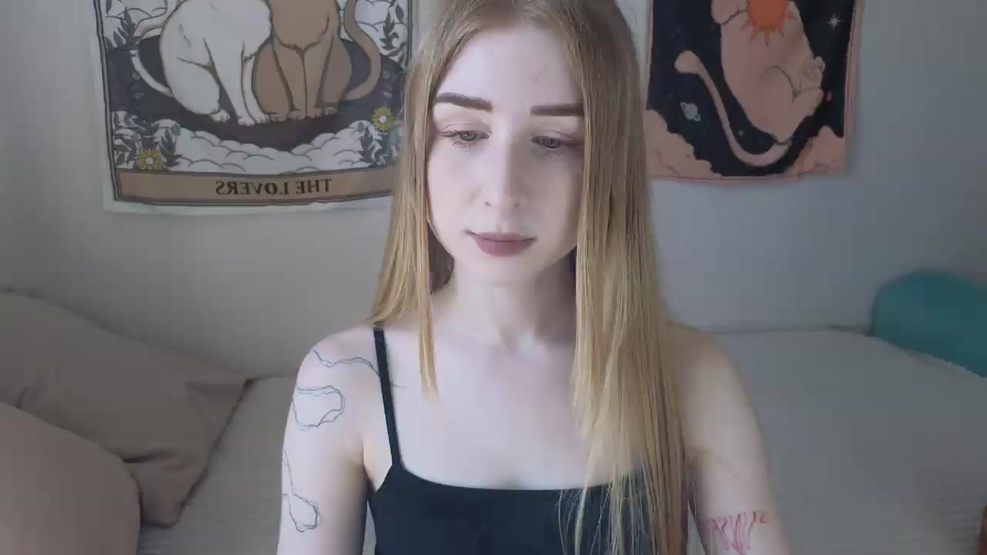 Gallery image thumbnail from ElonaGinger's myfreecams stream on, 05/21/2026, 12:34 image 16 of 20
