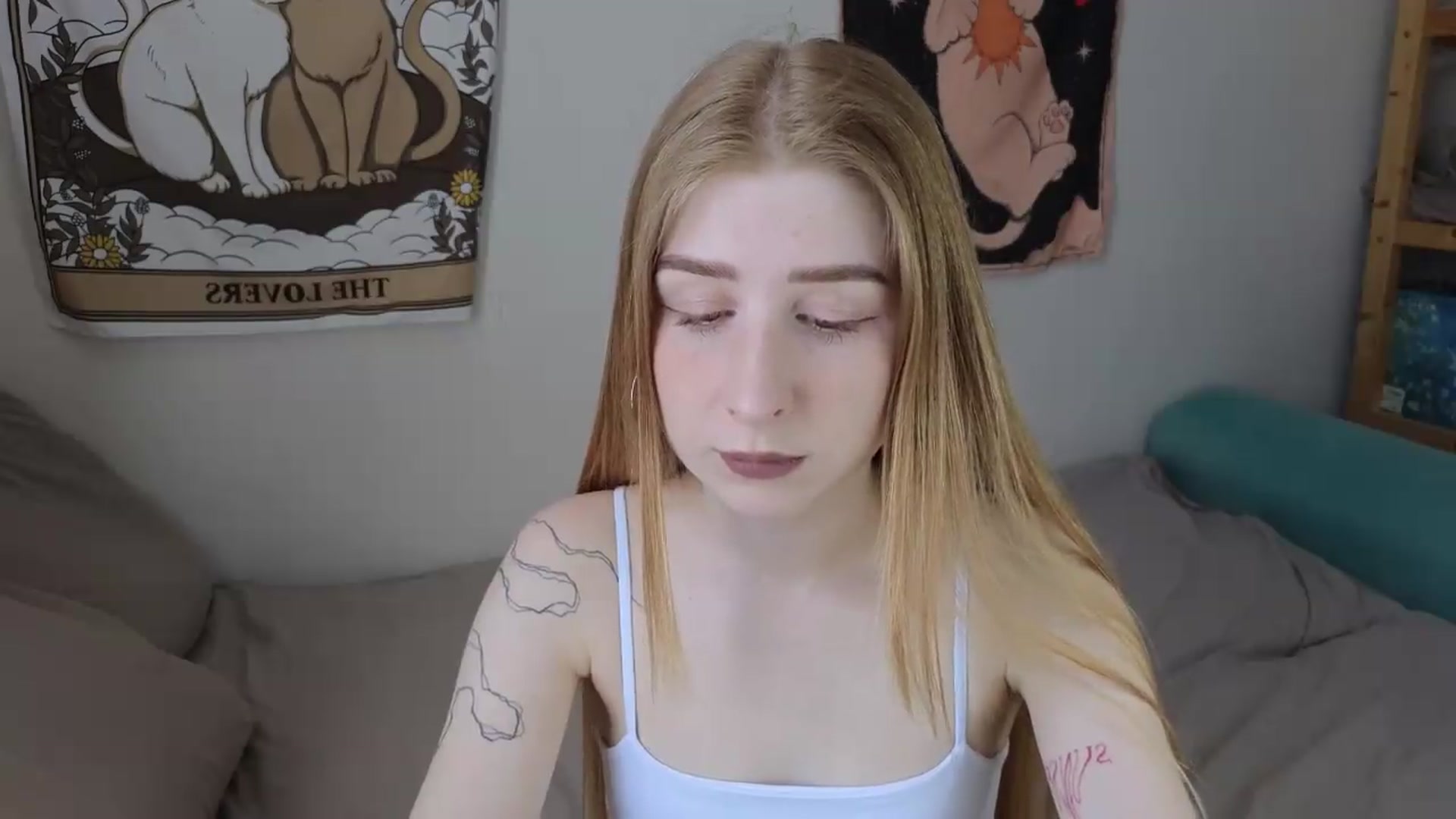 Gallery image thumbnail from ElonaGinger's myfreecams stream on, 05/29/2026, 13:02 image 10 of 20