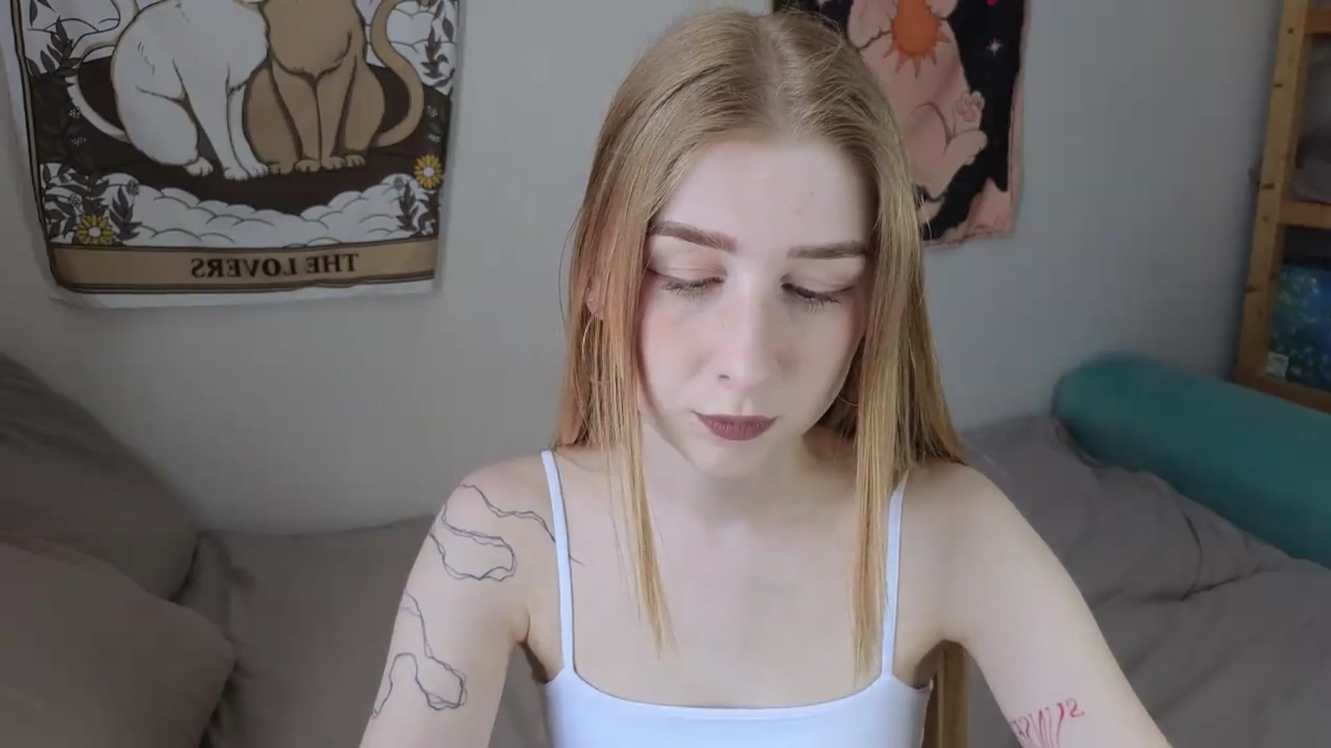 Gallery image thumbnail from ElonaGinger's myfreecams stream on, 05/29/2026, 13:02 image 9 of 20