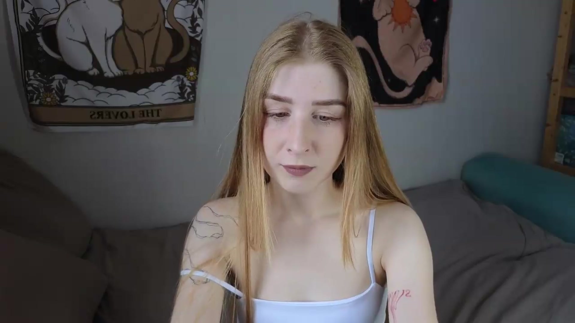Gallery image thumbnail from ElonaGinger's myfreecams stream on, 05/29/2026, 13:02 image 12 of 20