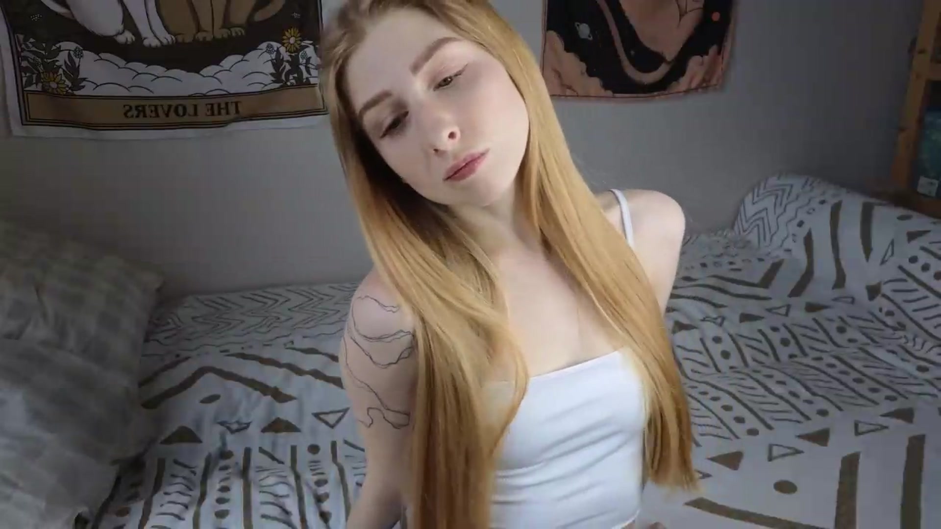 Gallery image thumbnail from ElonaGinger's myfreecams stream on, 06/25/2026, 13:08 image 2 of 20