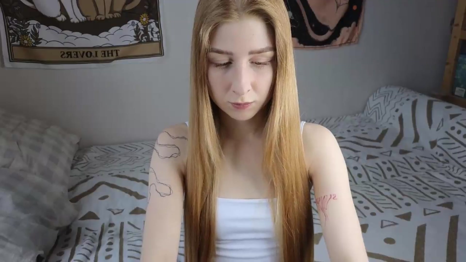 Gallery image thumbnail from ElonaGinger's myfreecams stream on, 06/25/2026, 13:08 image 6 of 20