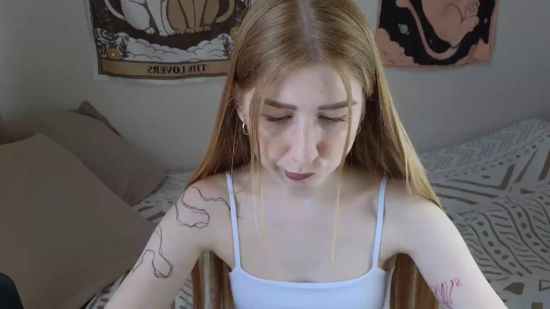 Gallery image thumbnail from ElonaGinger's myfreecams stream on, 07/07/2026, 13:53 image 5 of 20