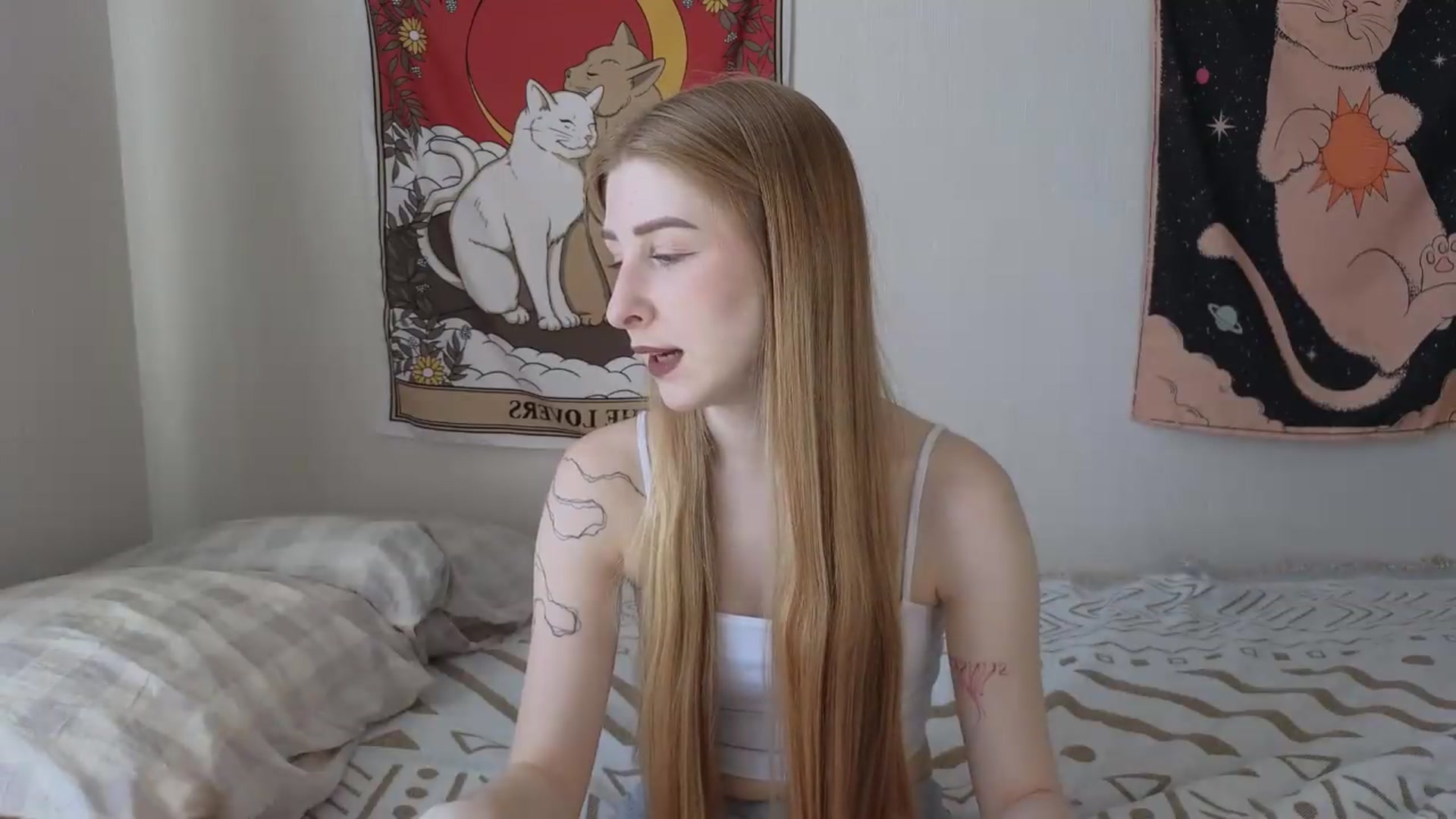 Gallery image thumbnail from ElonaGinger's myfreecams stream on, 07/15/2026, 12:50 image 10 of 20